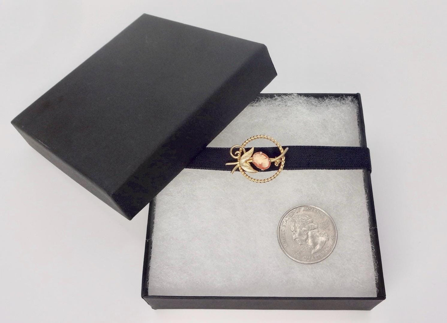 Vintage Shell Cameo Yellow Gold Filled Brooch | Pin Black Velvet Choker