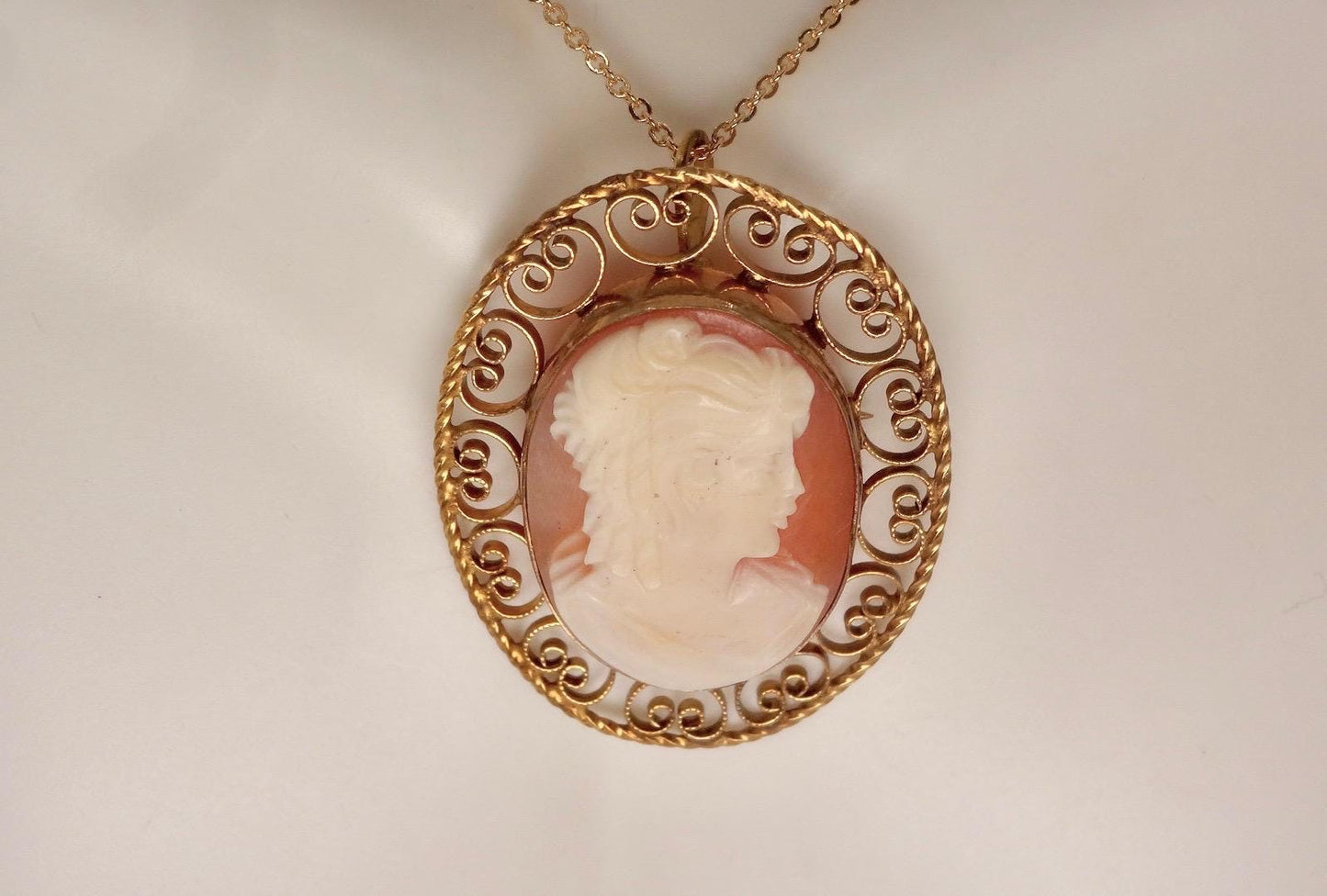 Vintage Shell Cameo 925 Sterling Silver 18 Inch Necklace Choker