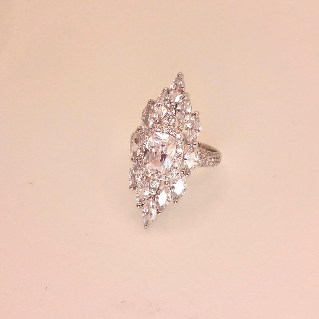 Vintage Cubic Zirconia Crystal Sterling Silver Ring Size 6