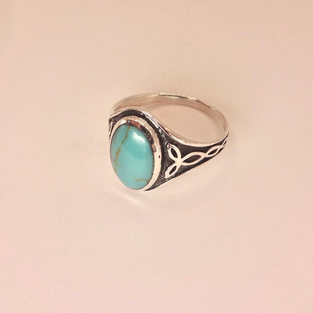 Vintage Turquoise Gemstone 925 Sterling Silver Celtic Ring
