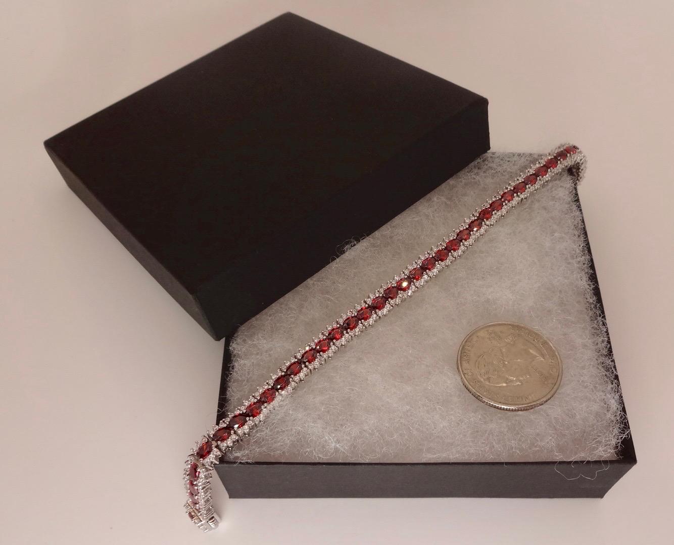 Bohemian Red Garnet Bracelet in 925 Sterling Silver Vintage 7.5 Inch