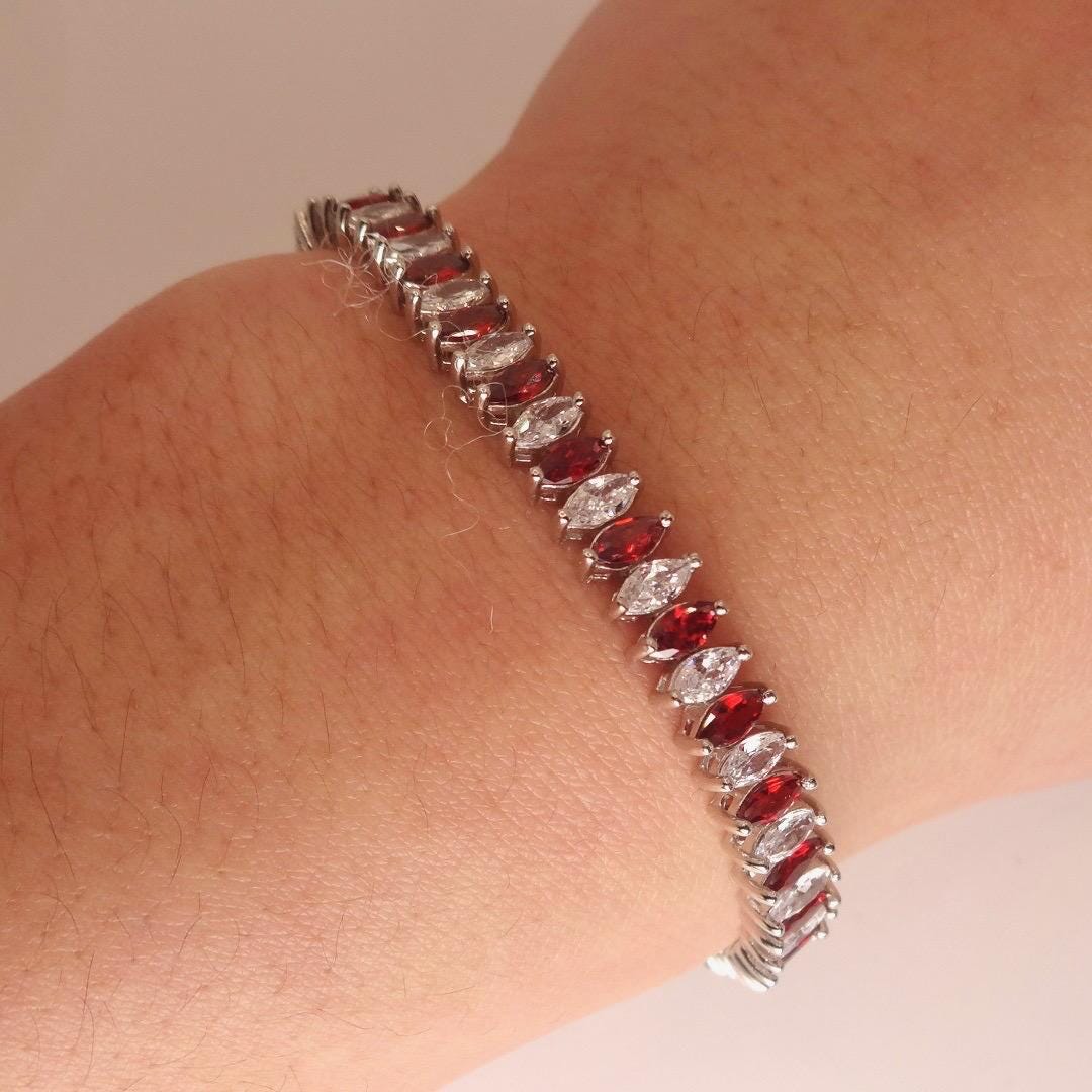 Vintage Red Garnet Tennis Bracelet in 925 Sterling Silver