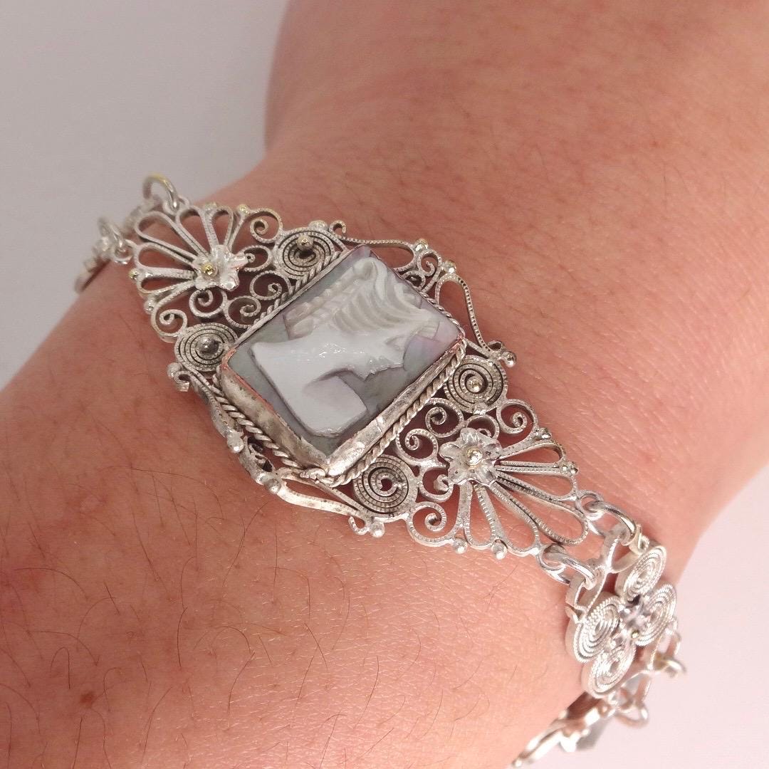 Vintage Cameo Bracelet 925 Sterling Silver 7 inches