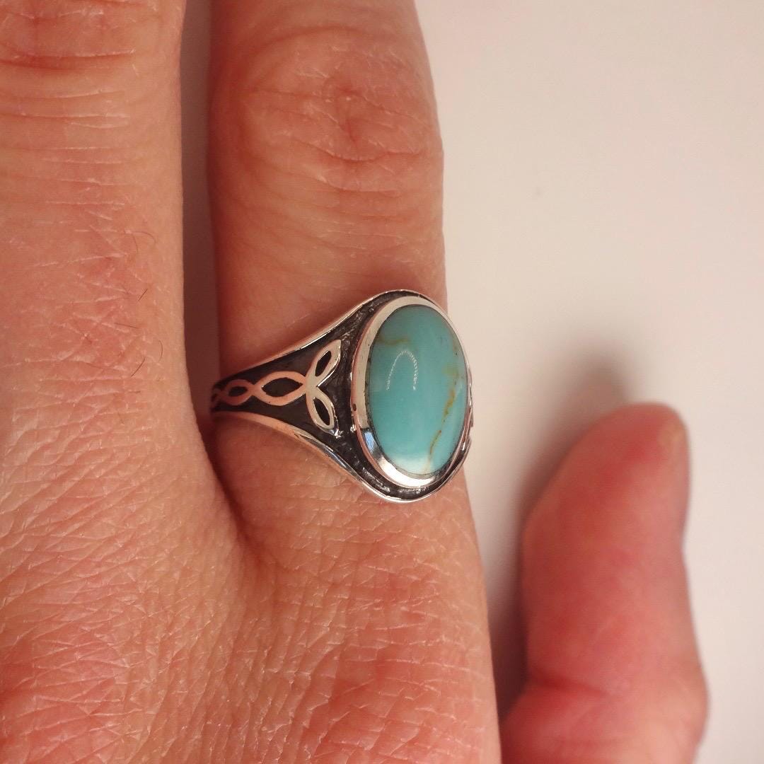 Vintage Turquoise Gemstone 925 Sterling Silver Celtic Ring