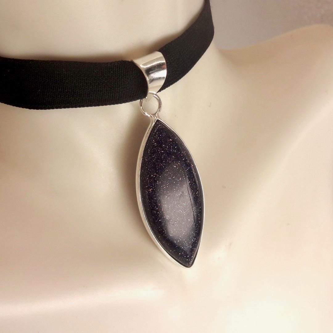 Vintage Black Sandstone silver collar necklace choker