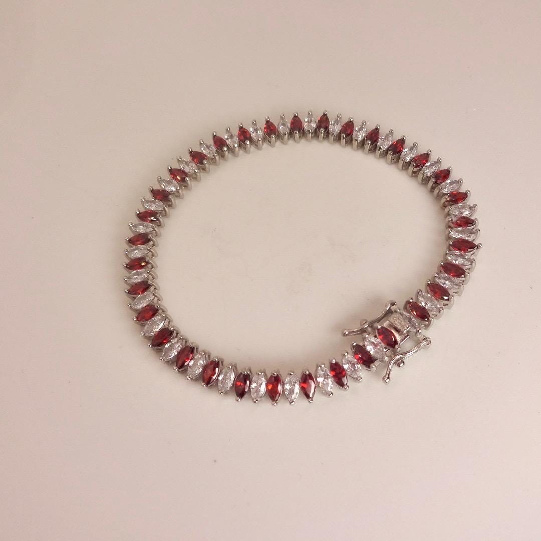 Vintage Red Garnet Tennis Bracelet in 925 Sterling Silver