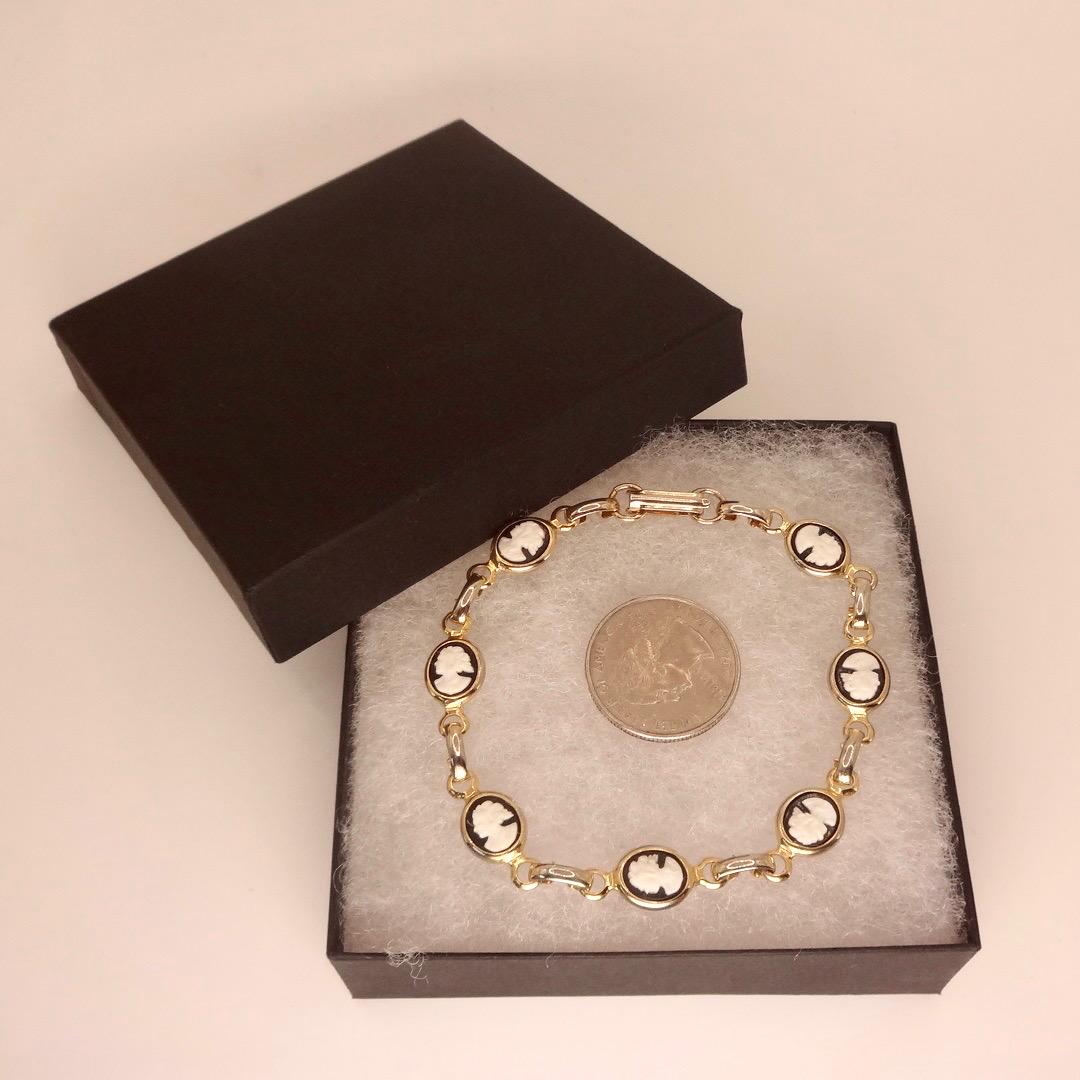 Vintage Cameo Bracelet 925 Sterling Silver 7 inches