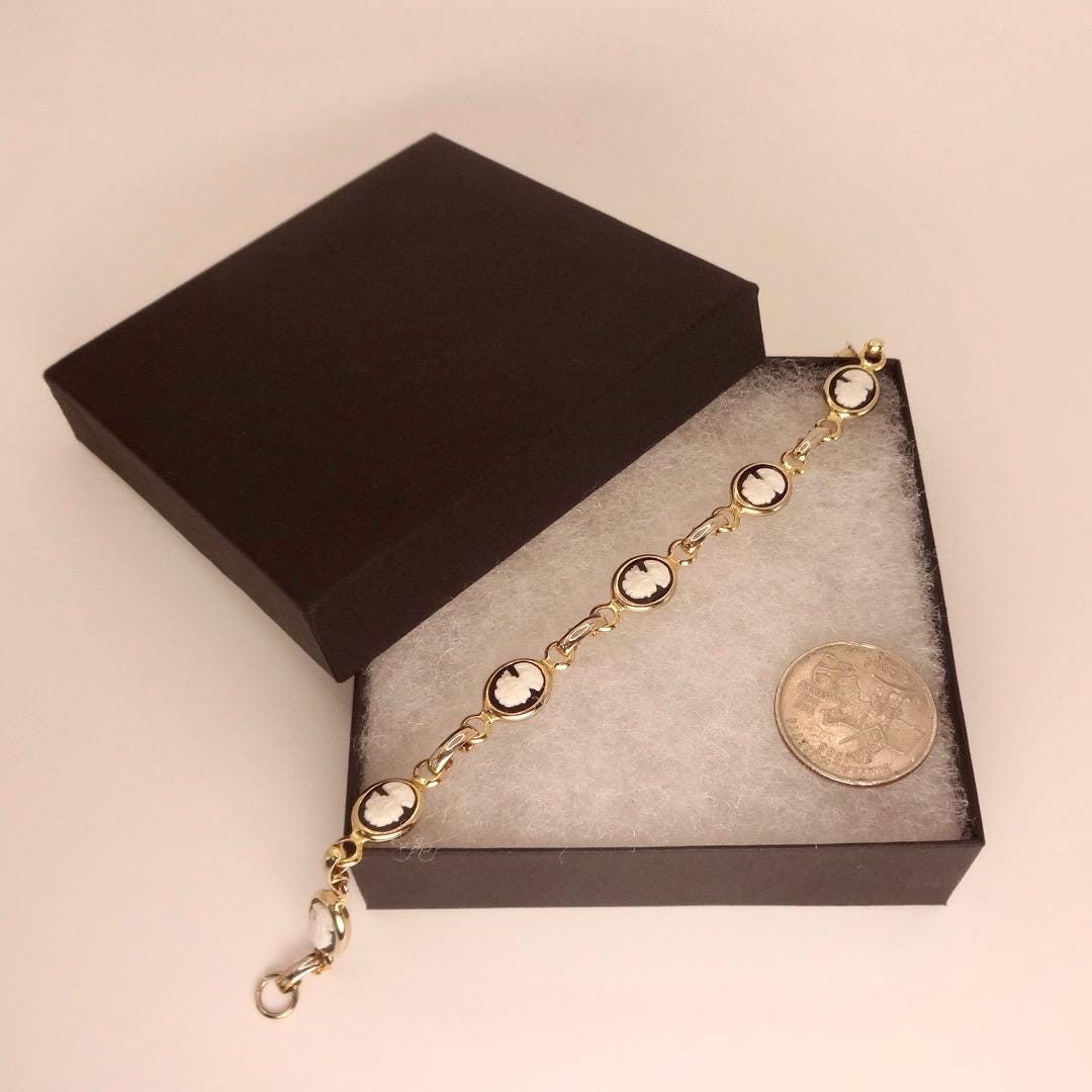 Vintage Cameo Bracelet 925 Sterling Silver 7 inches