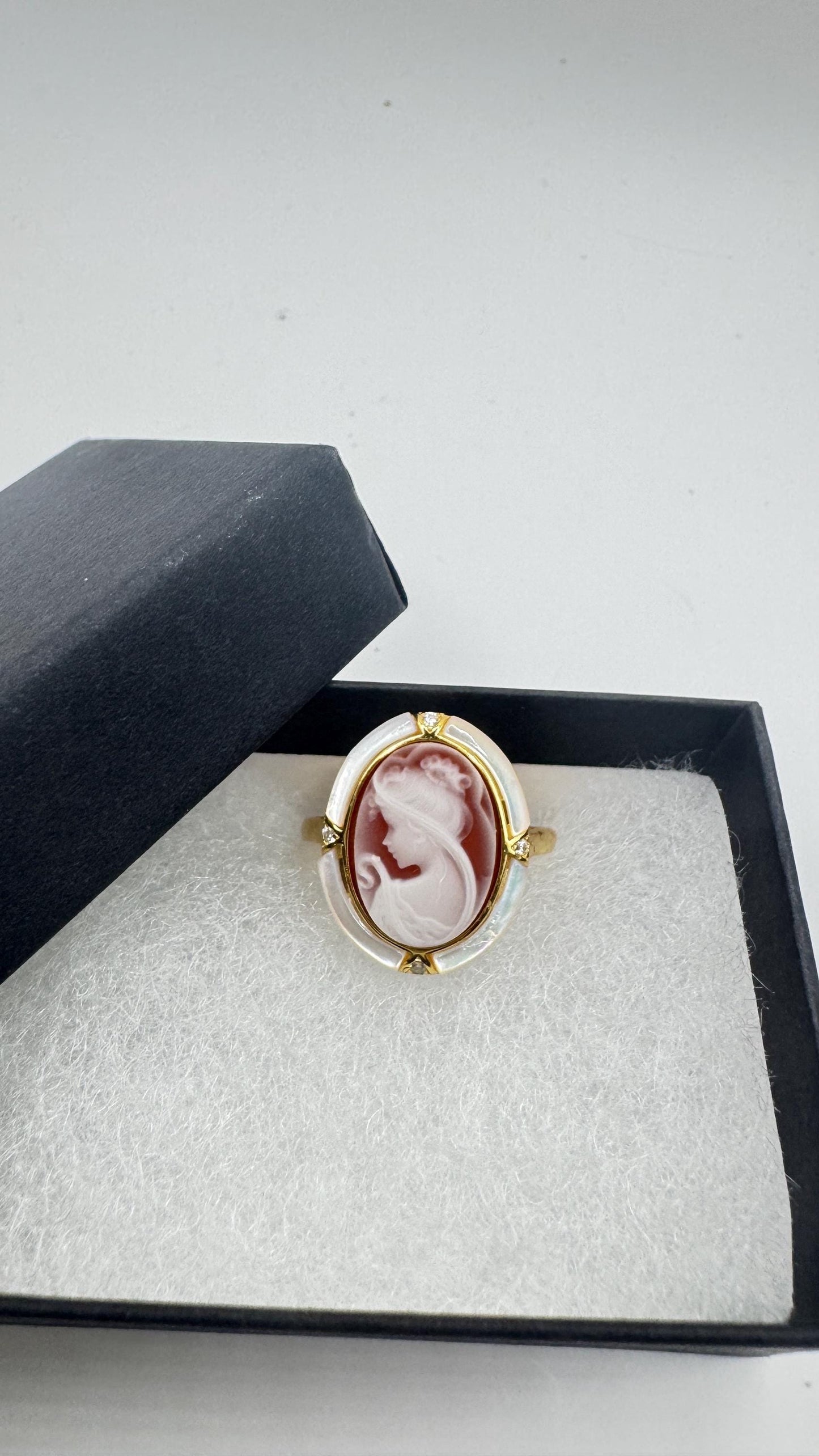 Vintage Cameo 925 Sterling Silver Cocktail Ring
