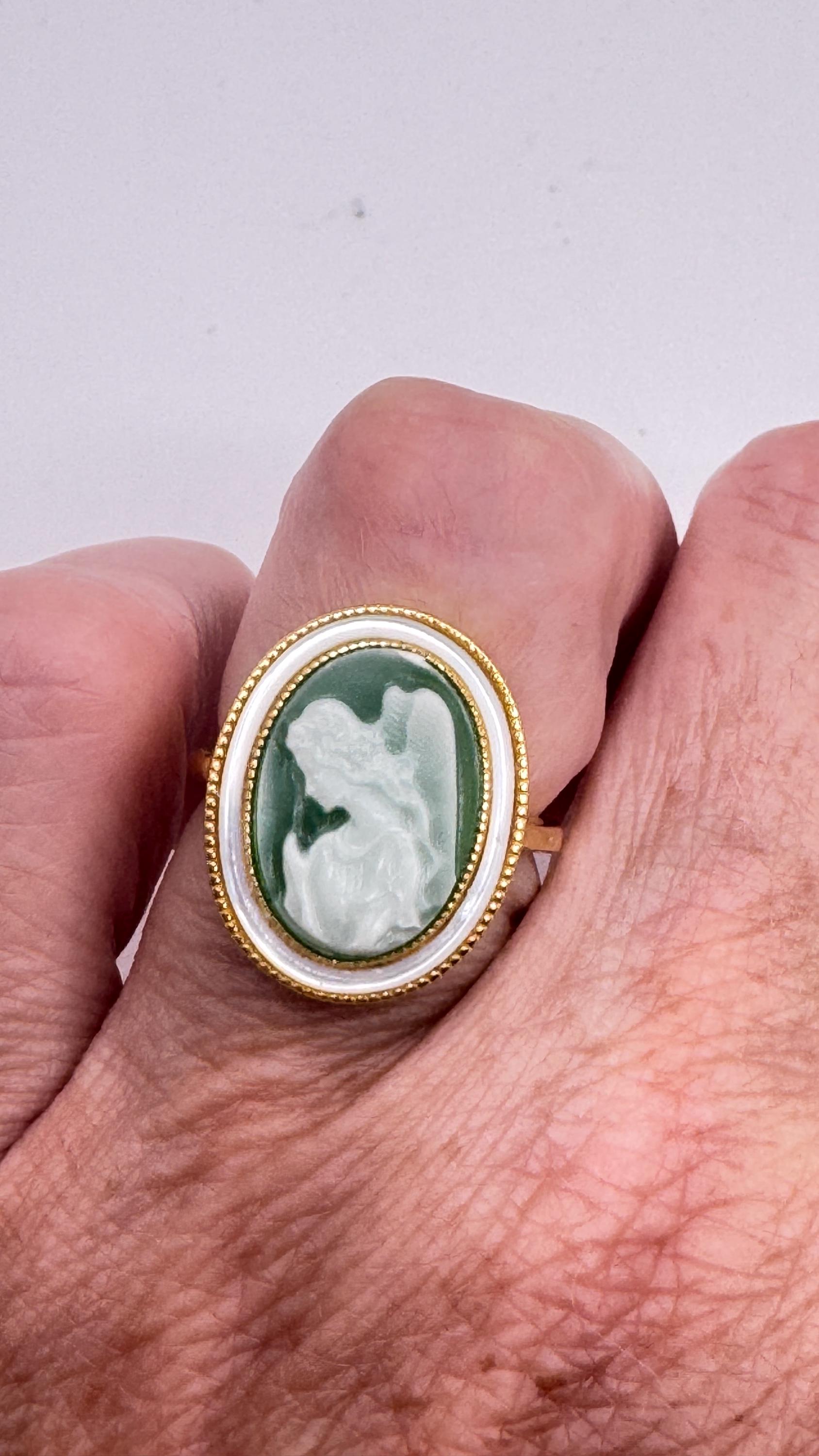 Vintage Green Onyx Angel Cameo Golden 925 Sterling Silver Cocktail Ring