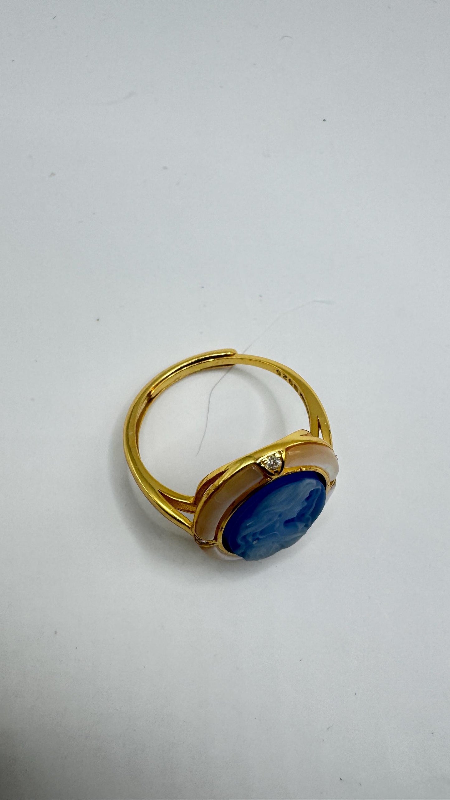 Vintage Blue Onyx Cameo Golden 925 Sterling Silver Cocktail Ring