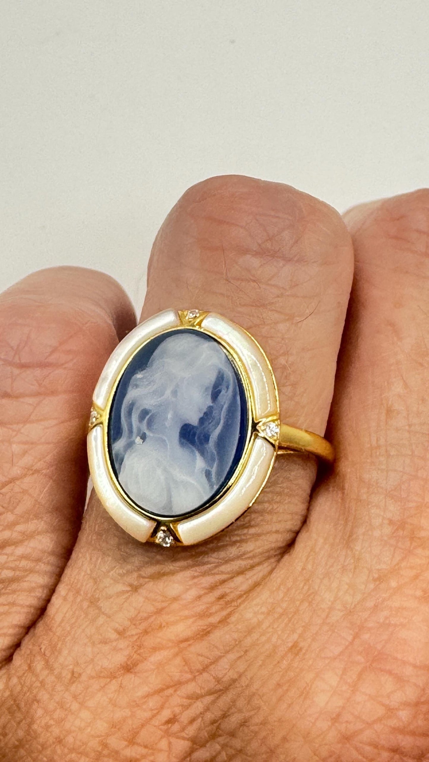 Vintage Blue Onyx Cameo Golden 925 Sterling Silver Cocktail Ring
