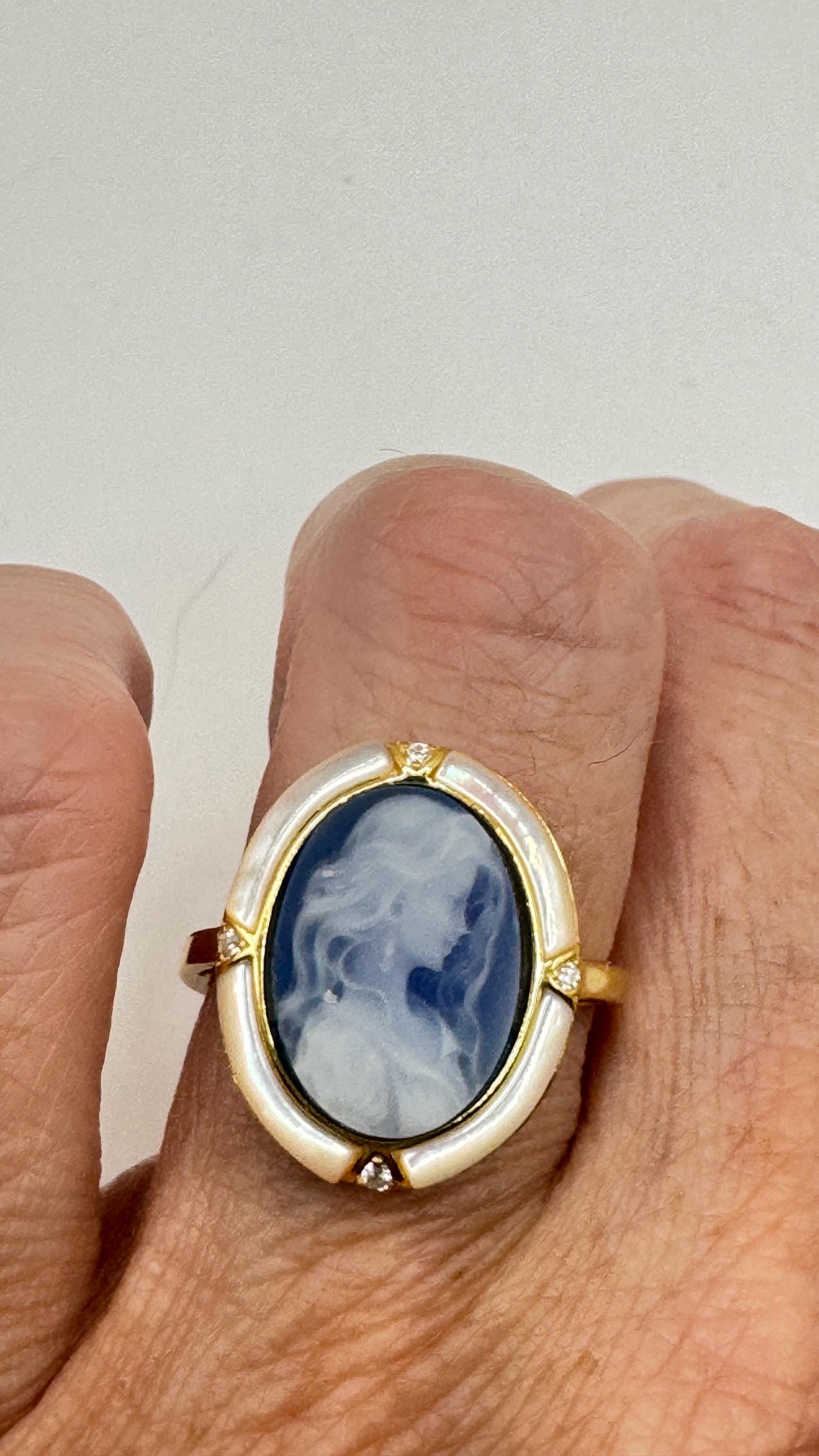 Vintage Blue Onyx Cameo Golden 925 Sterling Silver Cocktail Ring