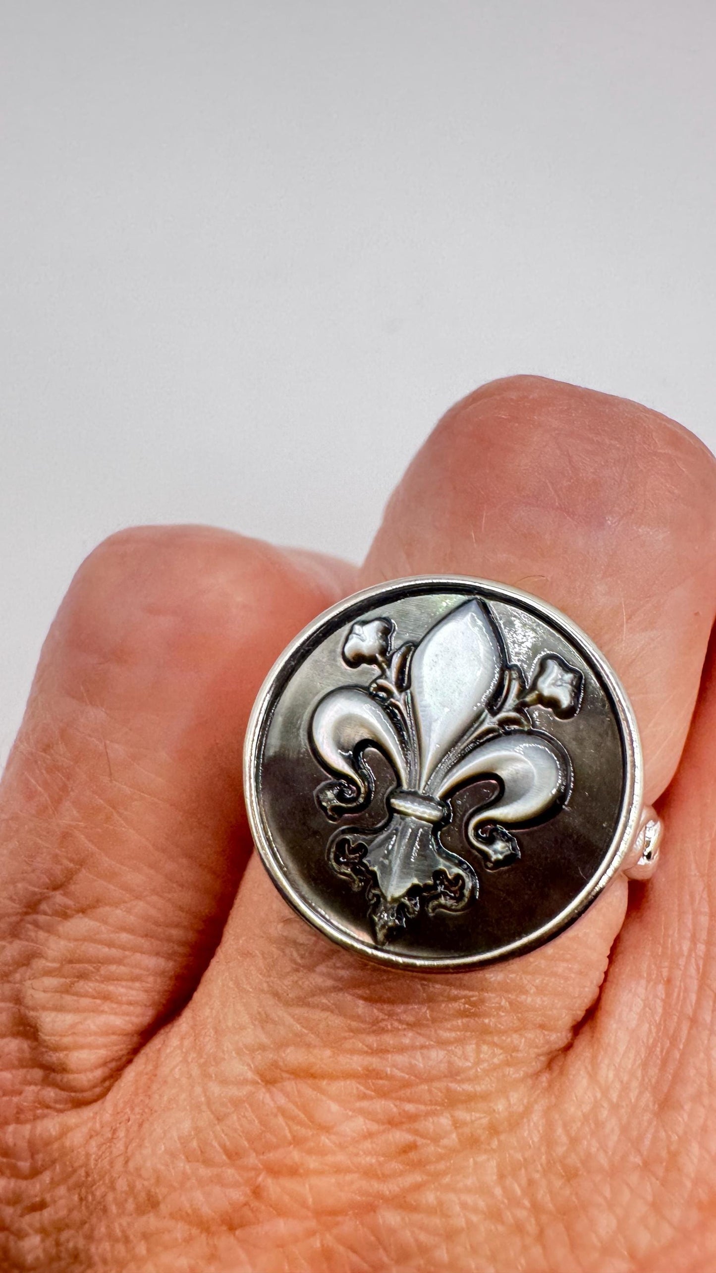 Vintage Fluer de Les Adalone Cameo 925 Sterling Silver Ring
