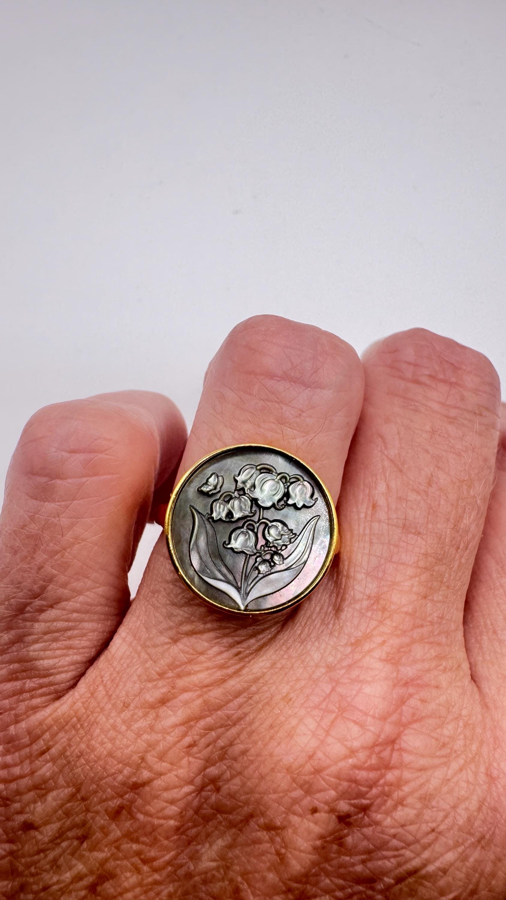 Vintage Lily of the Valley Abalone Cameo 925 Sterling Silver Ring