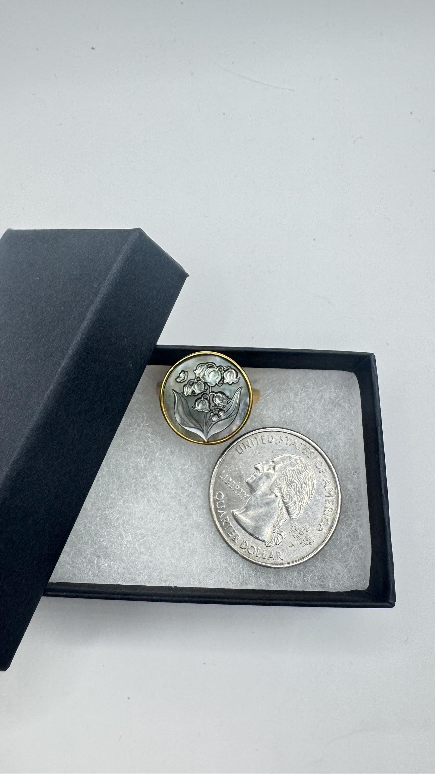 Vintage Lily of the Valley Abalone Cameo 925 Sterling Silver Ring