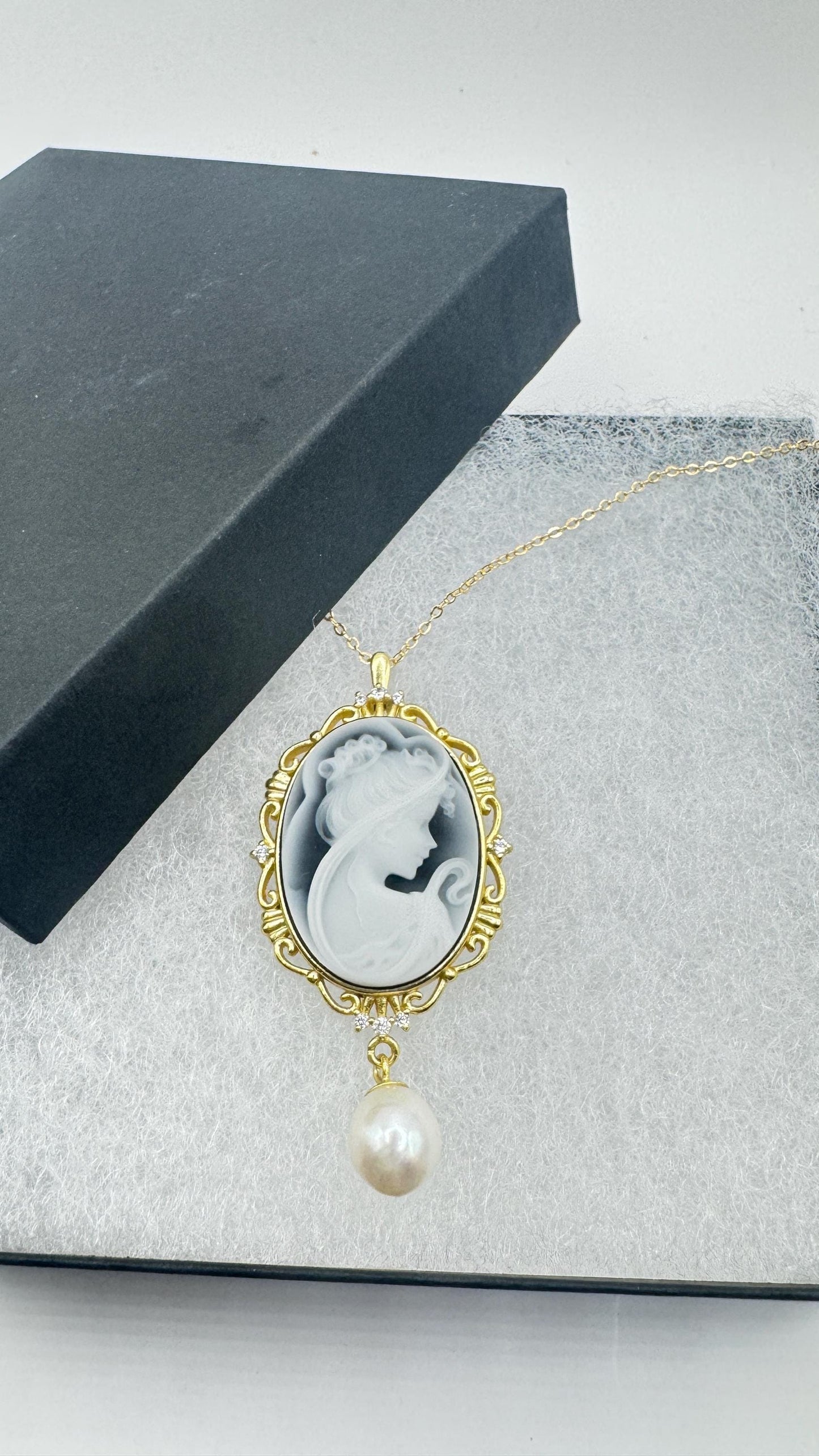 Vintage Onyx Cameo Golden 925 Sterling silver Necklace Choker