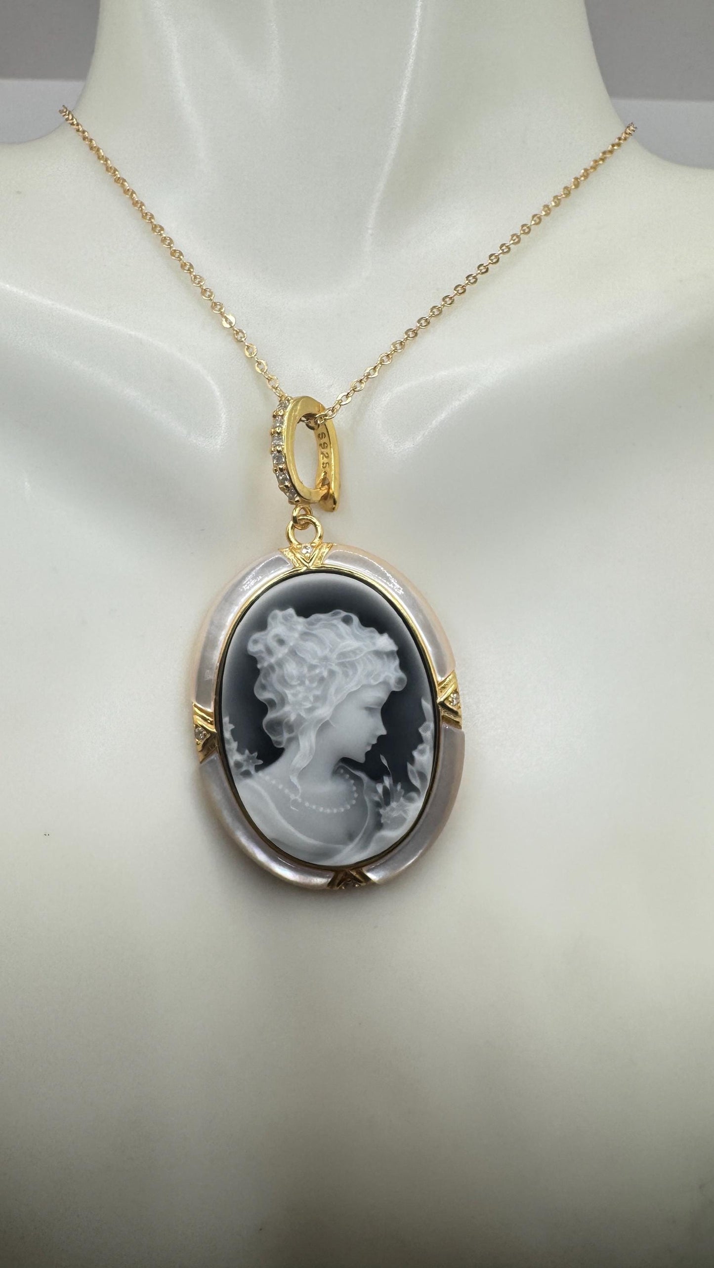 Vintage Onyx Cameo Golden 925 Sterling silver Necklace Choker