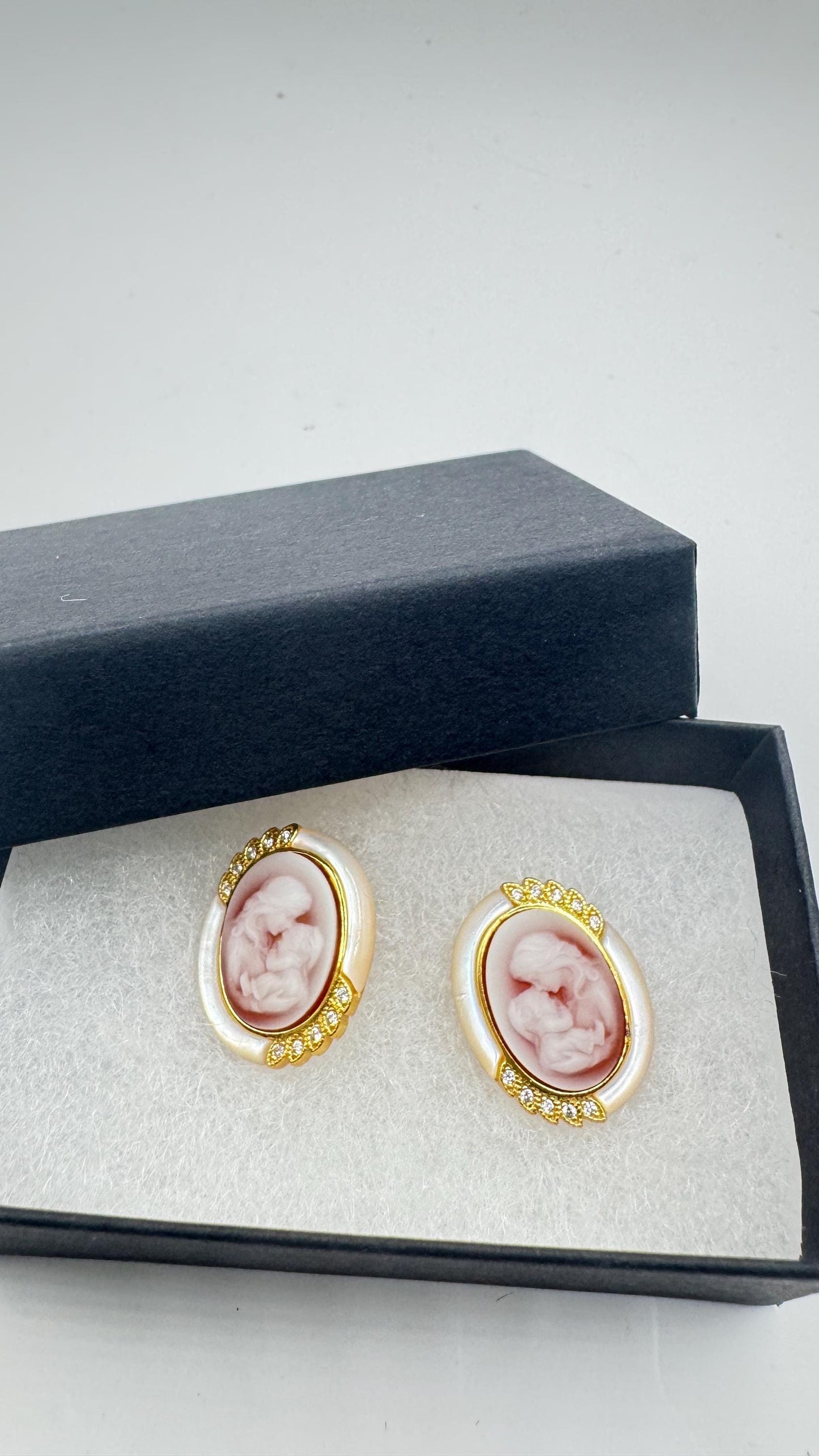 Vintage Mother Child Cameo Golden 925 Sterling Silver Stud Earrings
