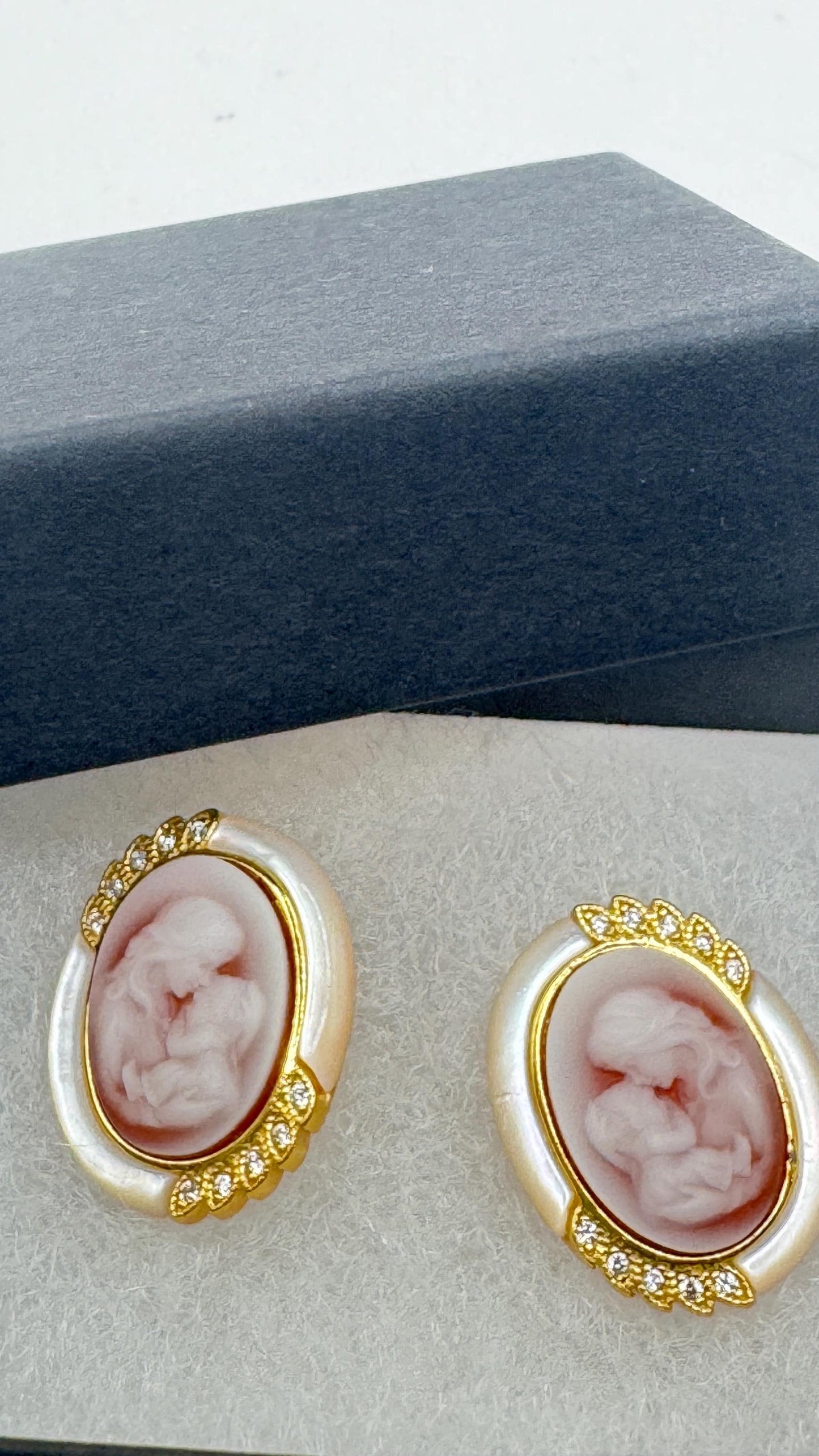 Vintage Mother Child Cameo Golden 925 Sterling Silver Stud Earrings