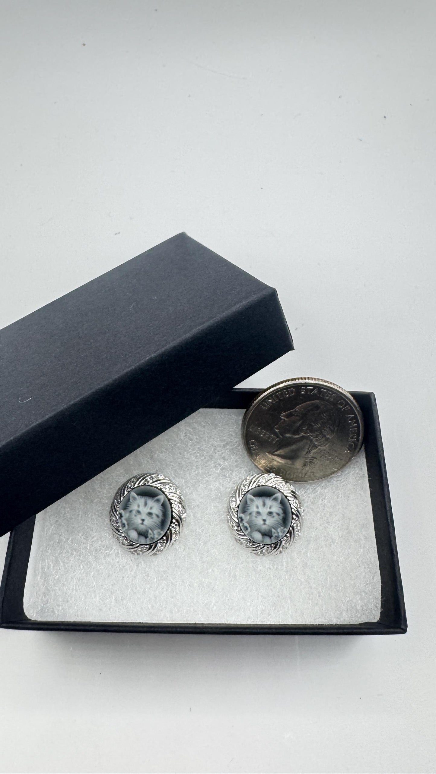 Vintage Cat Cameo Golden 925 Sterling Silver Stud Earrings