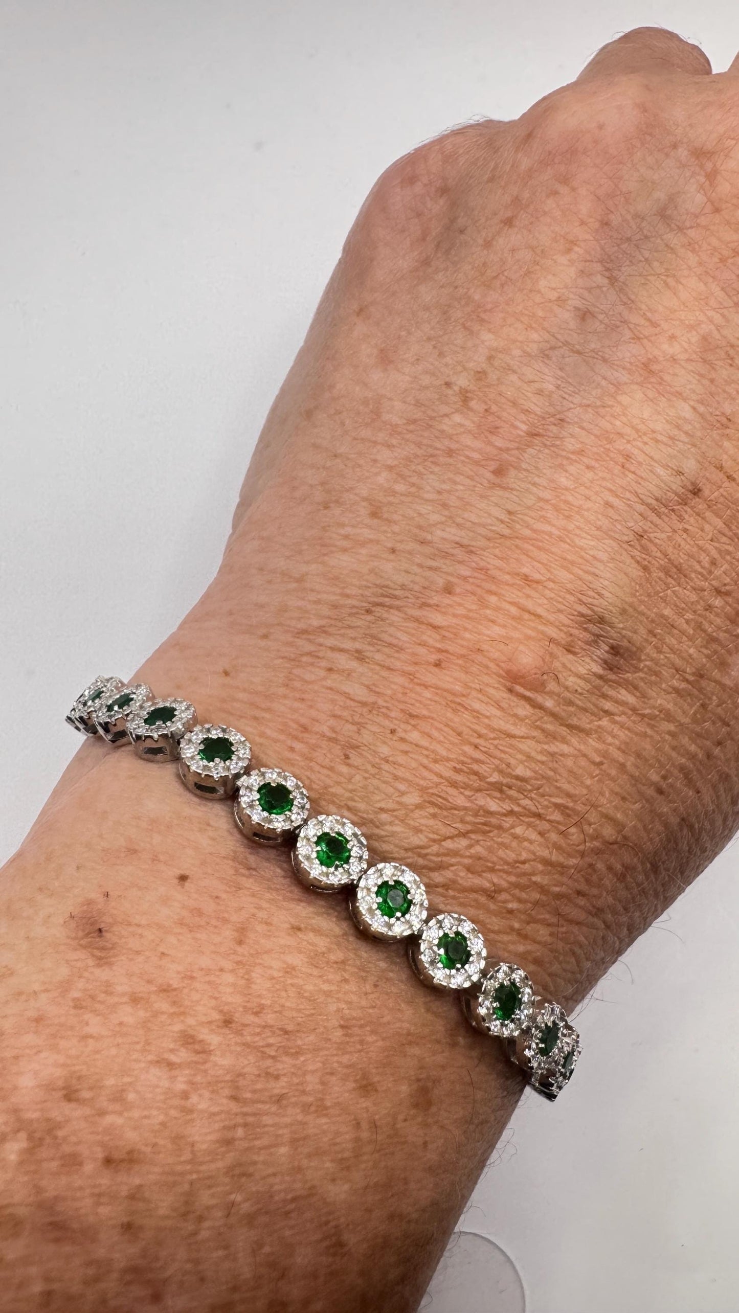 Vintage Handmade Real Green Emerald Rhodium Finished Sterling Silver Tennis Bracelet