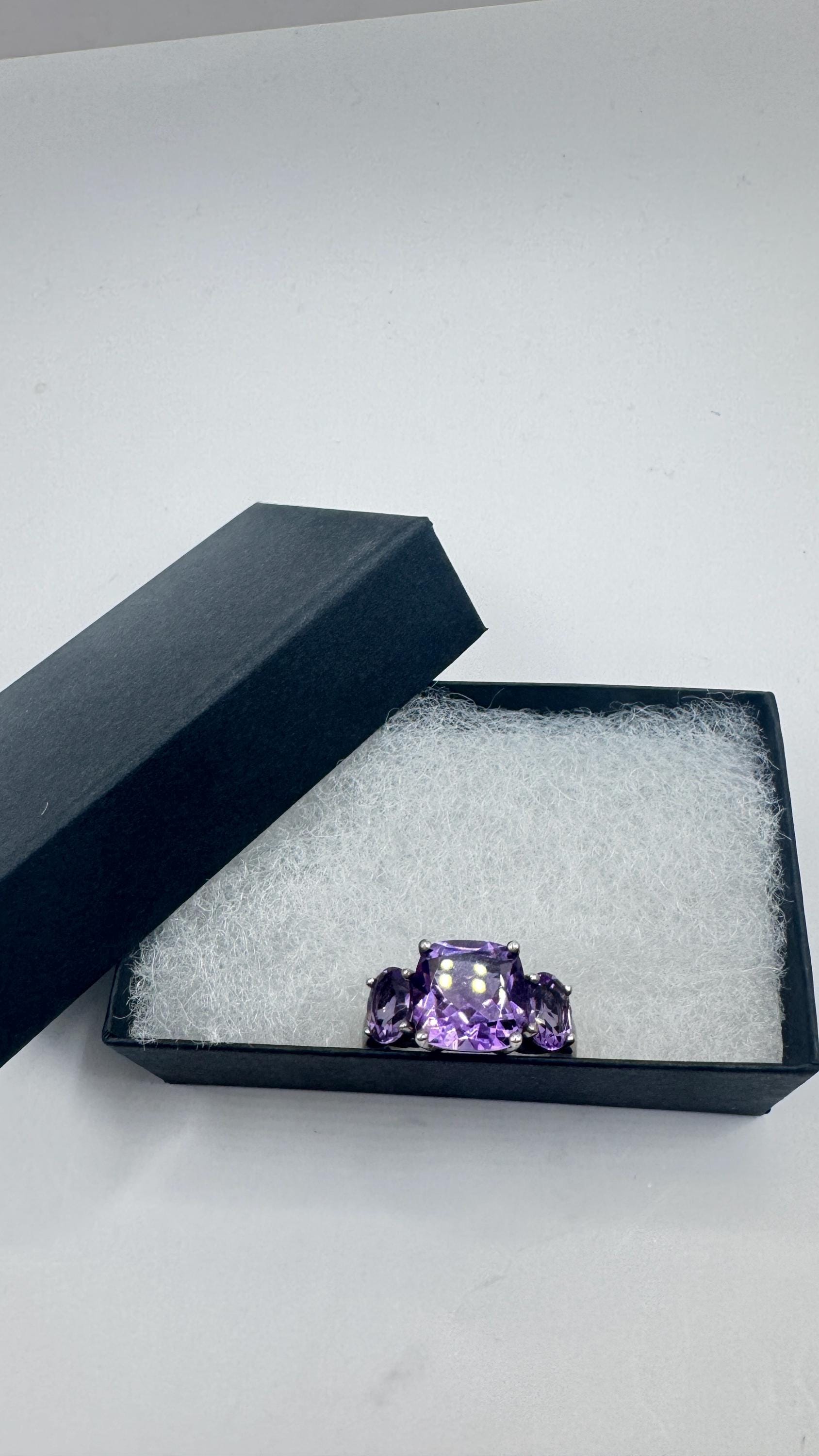 Vintage Purple Amethyst Ring 925 Sterling Silver Gothic Size 8