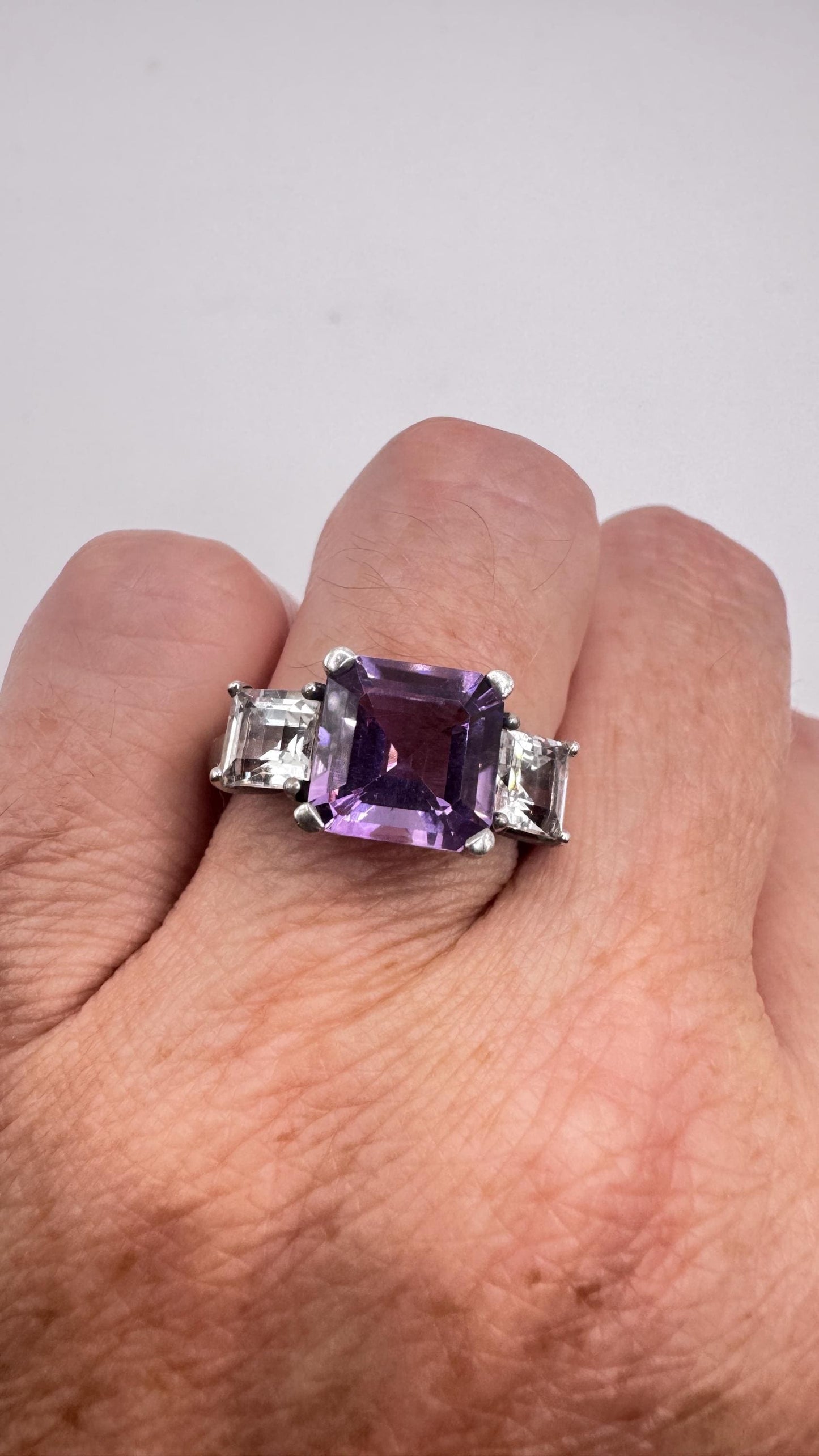 Vintage Purple Amethyst Ring in 925 Sterling Silver