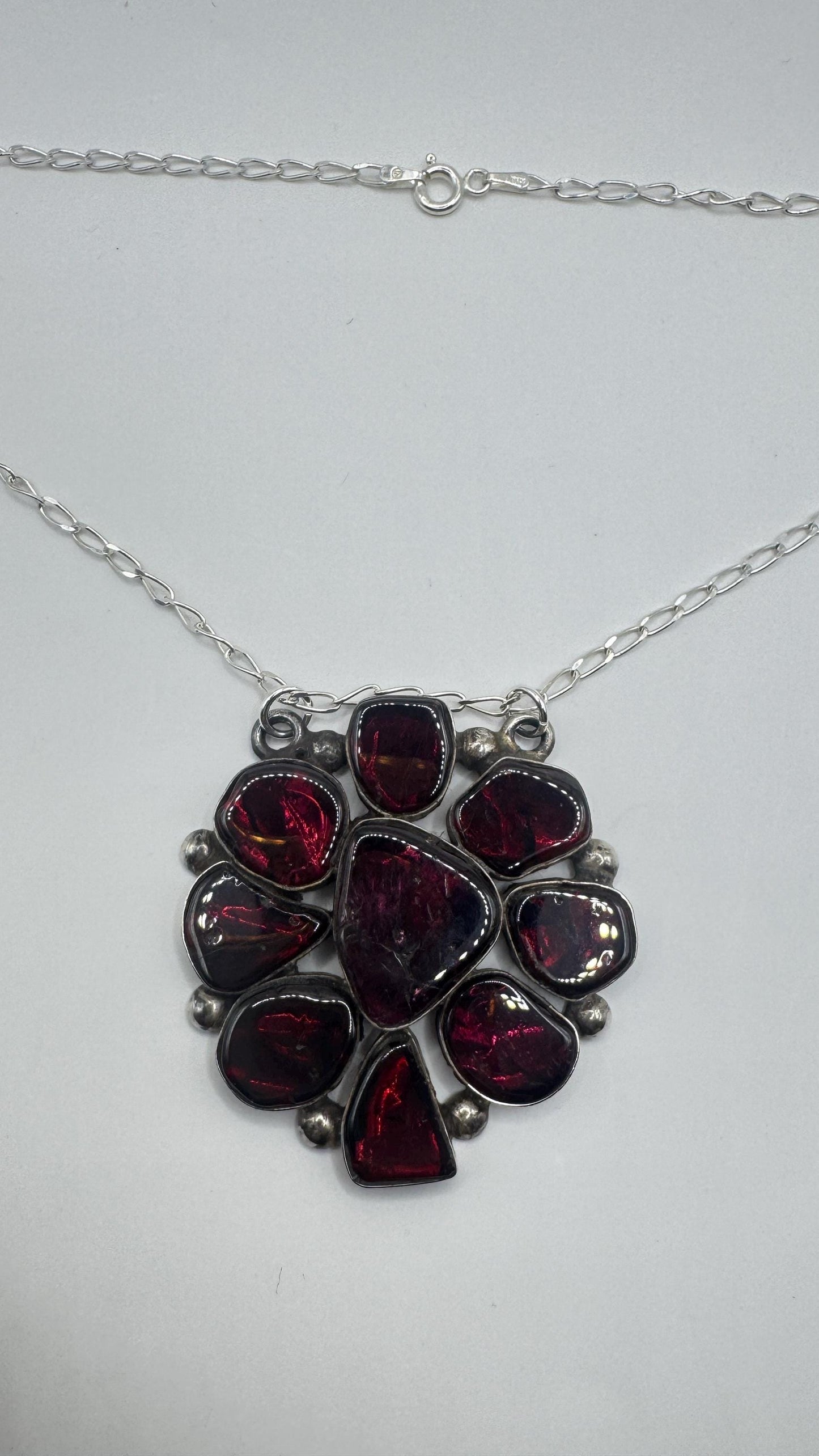 Vintage Handmade 925 Sterling Silver Genuine Garnet Antique Pendant Necklace