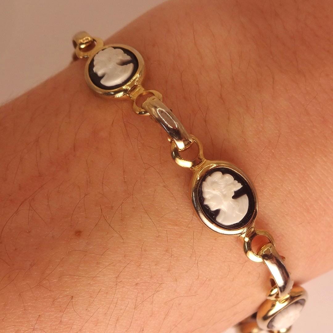 Vintage Cameo Bracelet 925 Sterling Silver 7 inches