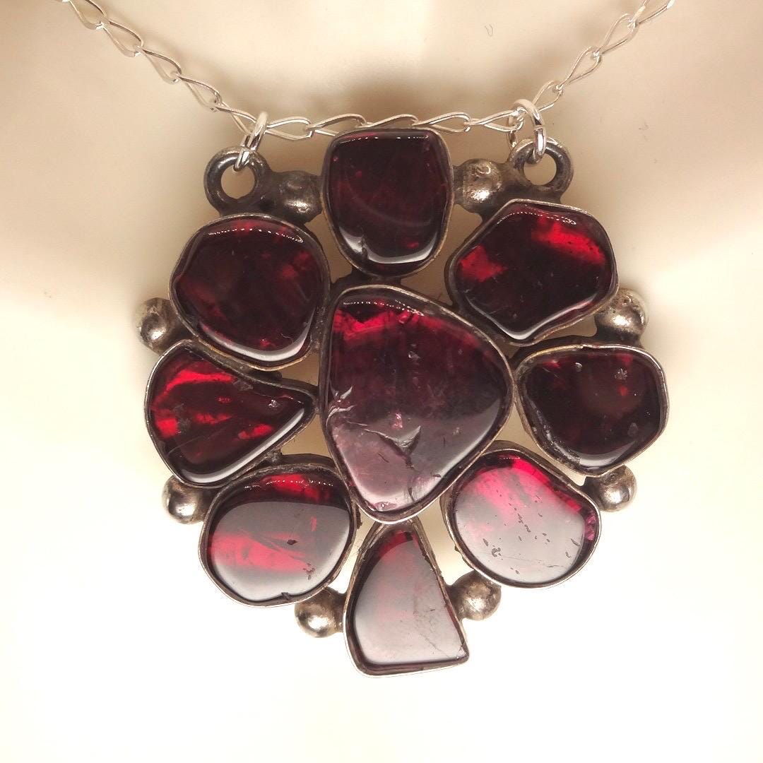 Vintage Handmade 925 Sterling Silver Genuine Garnet Antique Pendant Necklace