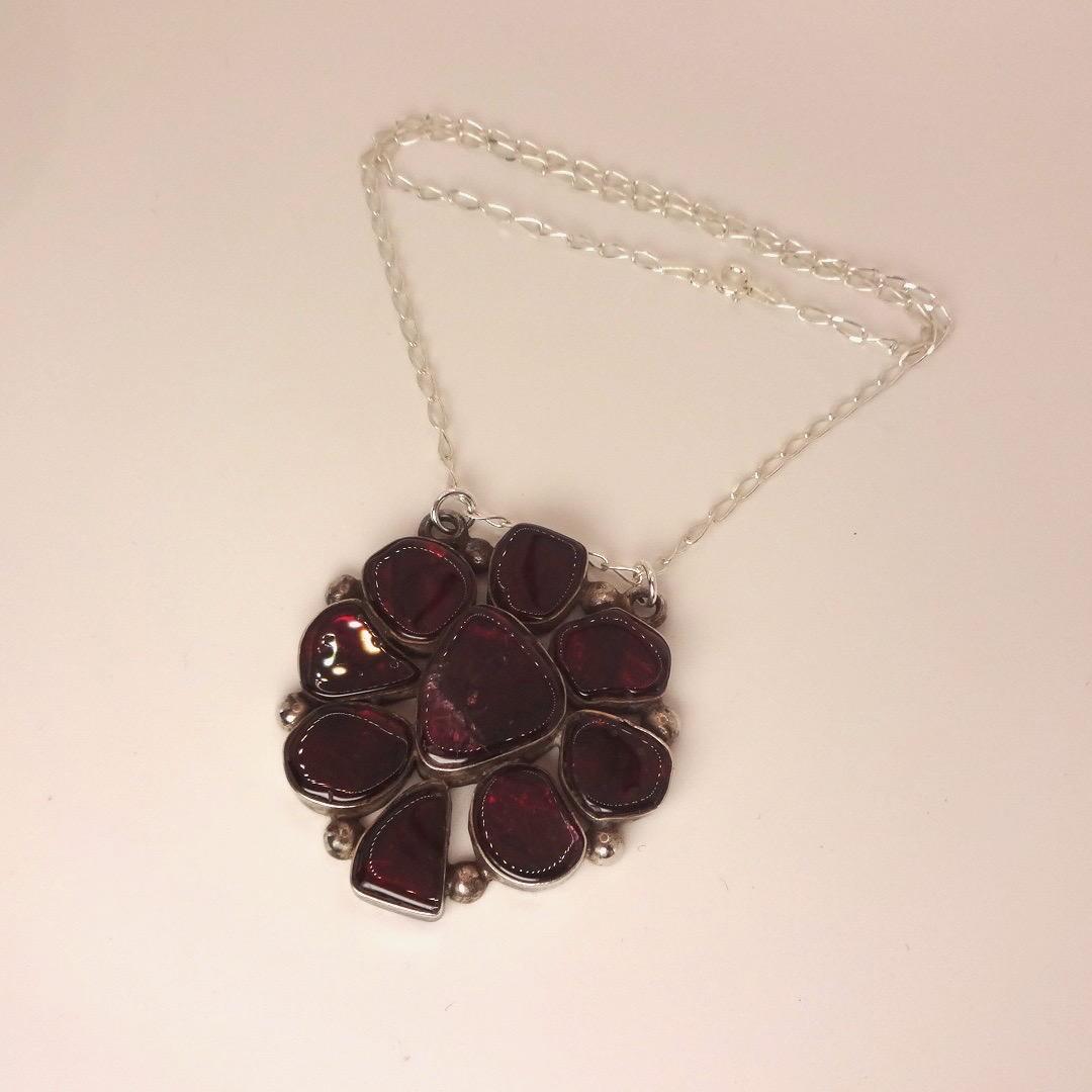 Vintage Handmade 925 Sterling Silver Genuine Garnet Antique Pendant Necklace