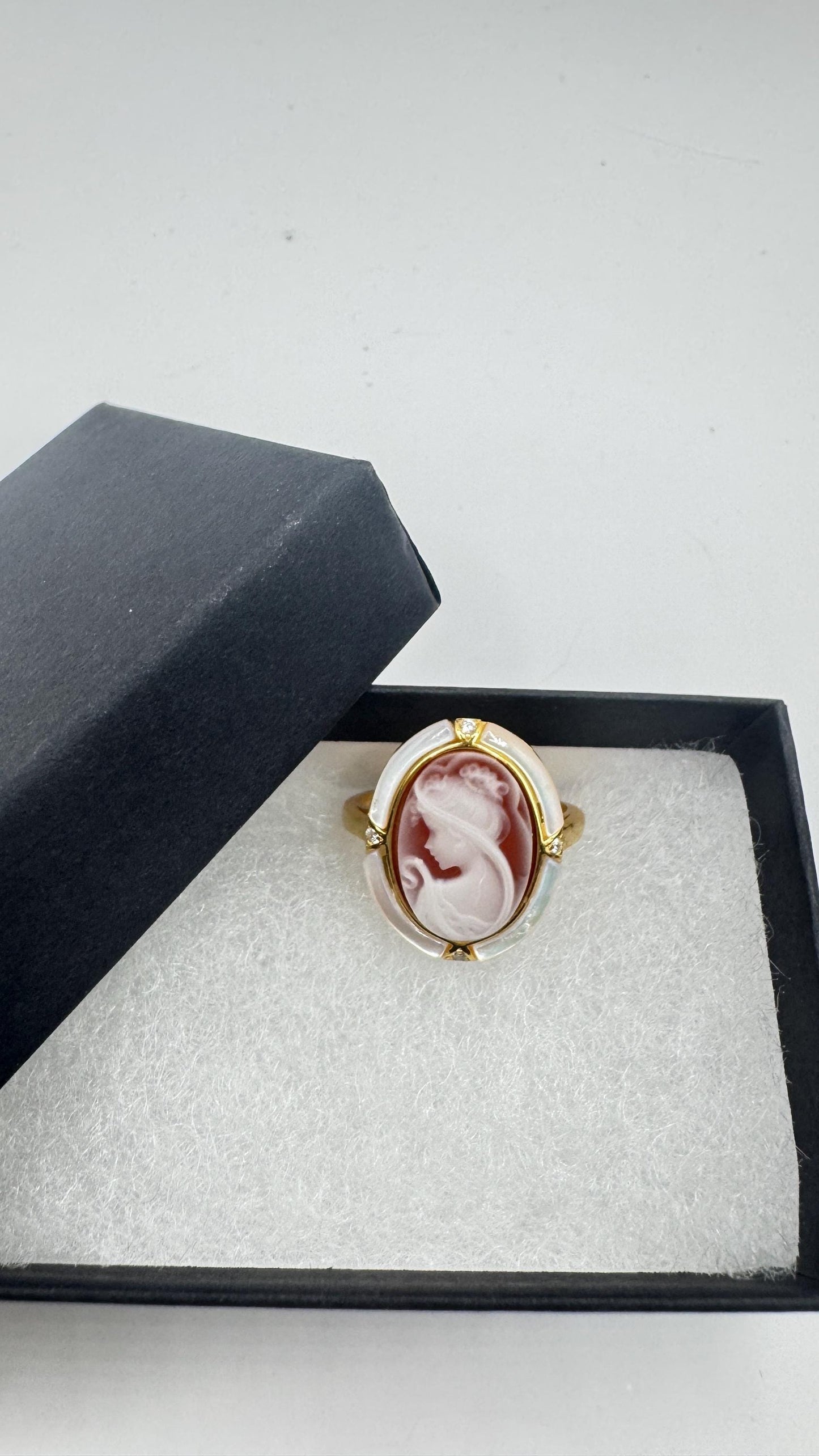 Vintage Cameo 925 Sterling Silver Cocktail Ring