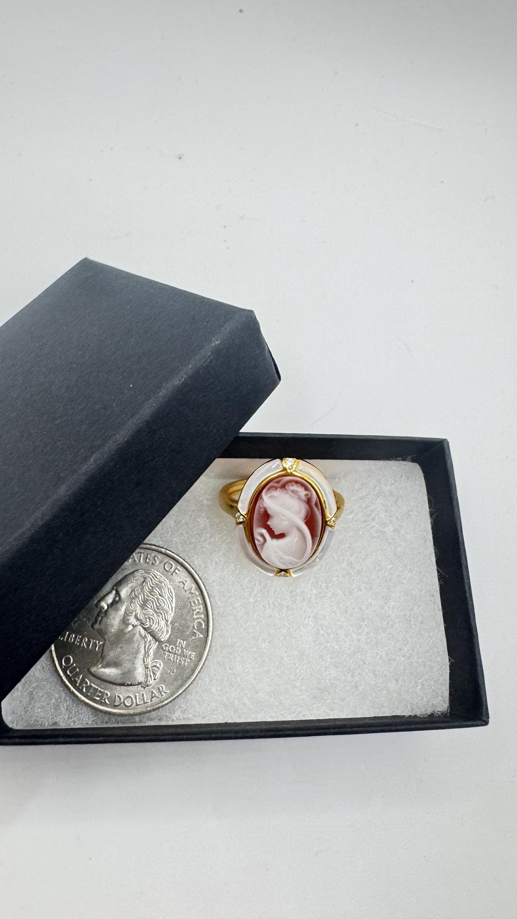 Vintage Cameo 925 Sterling Silver Cocktail Ring
