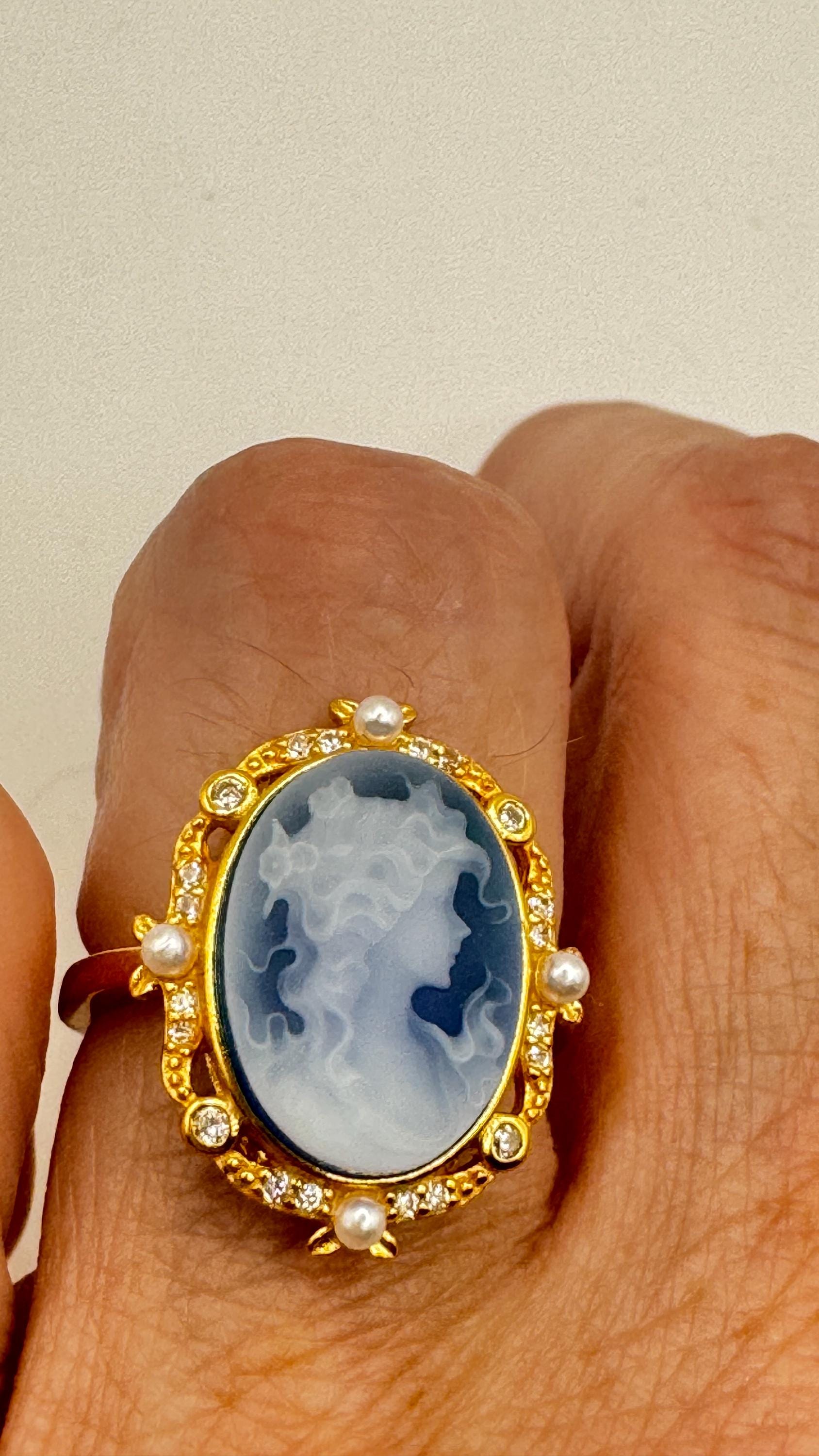 Vintage Blue Onyx Cameo Golden 925 Sterling Silver Cocktail Ring