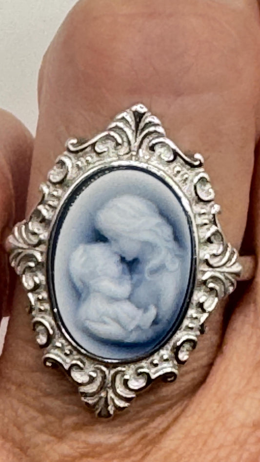 Vintage Blue Onyx Mother Cameo 925 Sterling Silver Cocktail Ring