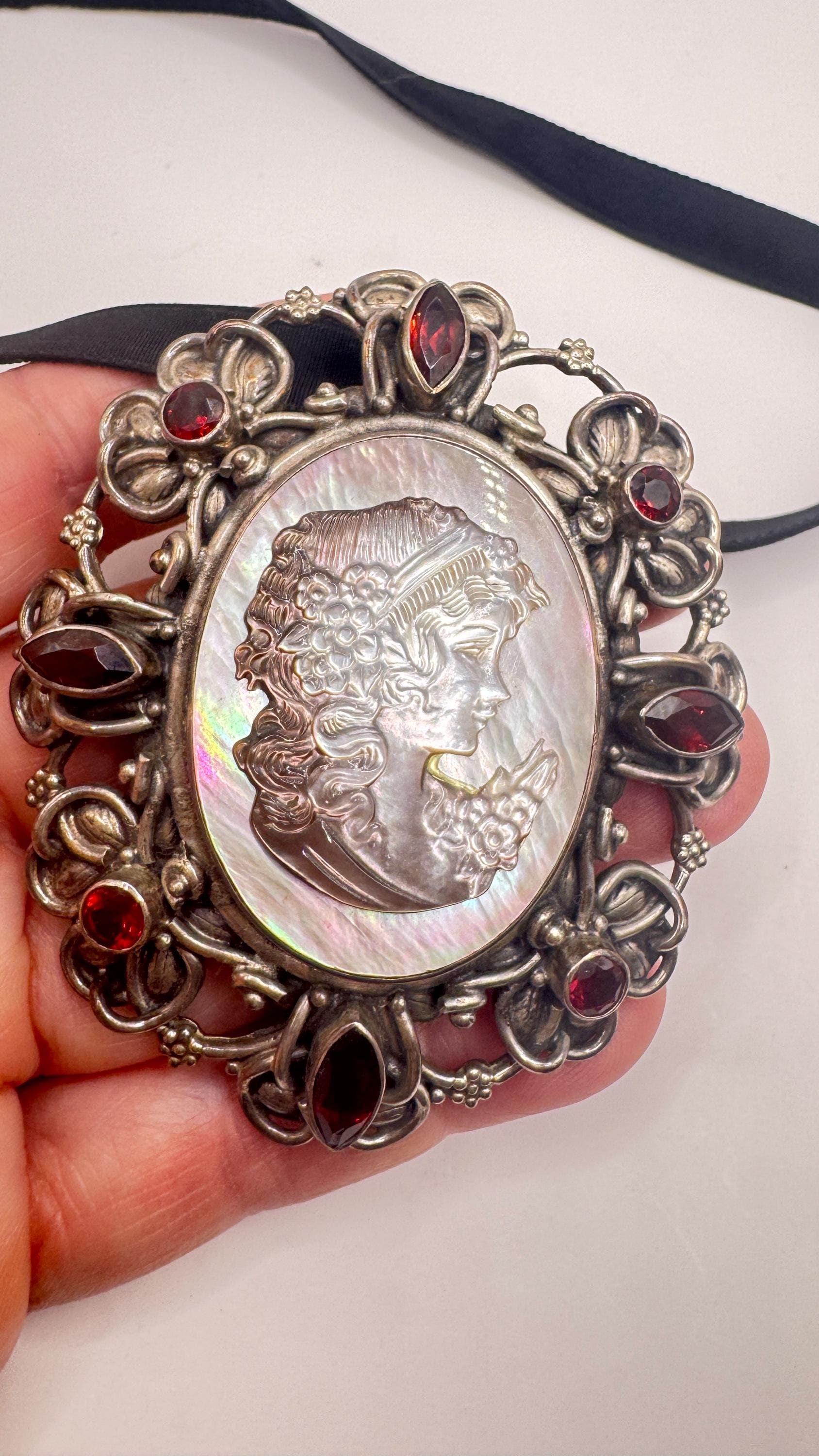 Vintage Black Onyx Mother of Pearl Cameo Choker 925 Sterling Silver Necklace