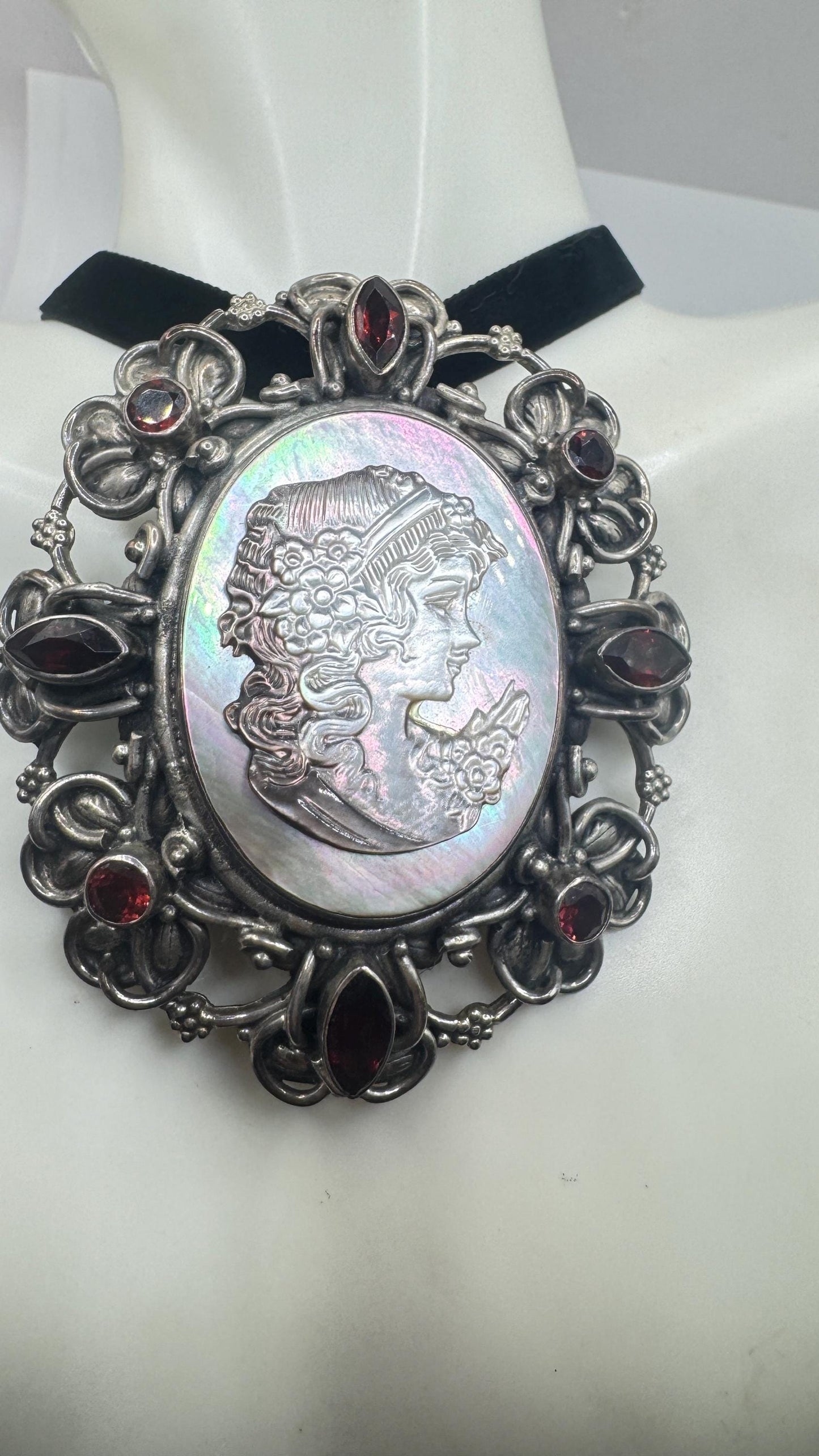 Vintage Black Onyx Mother of Pearl Cameo Choker 925 Sterling Silver Necklace