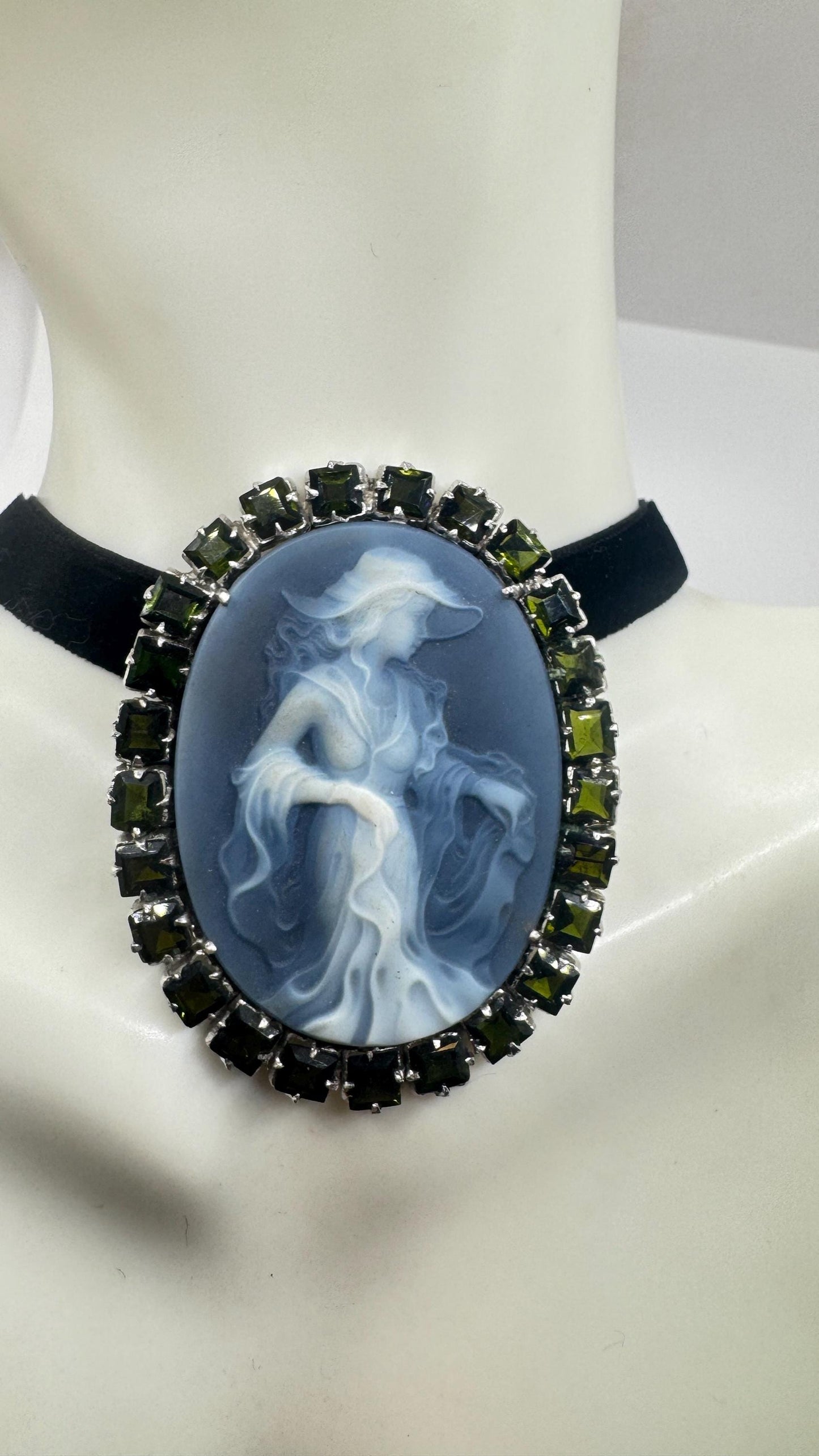 Vintage Moon Goddess Genuine Black Onyx Cameo Gold Sterling Silver Necklace Pin Brooch
