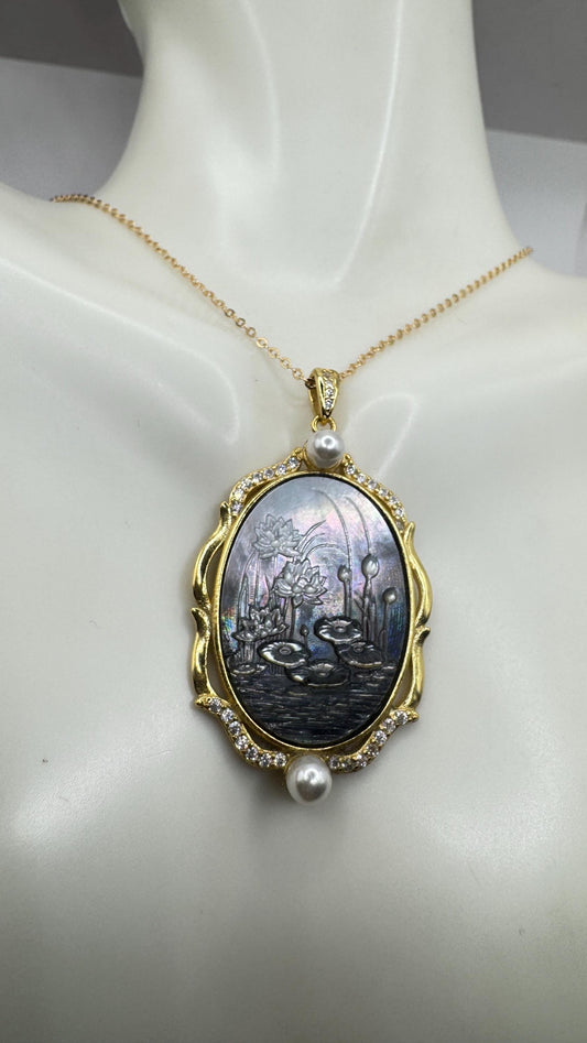 Vintage Lotus Flower Genuine Abalone Cameo Golden 925 Sterling Silver Necklace