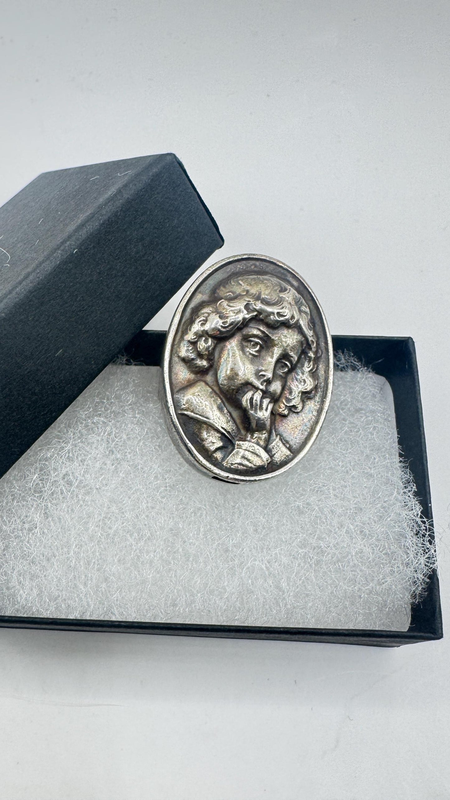 Vintage Child Cameo Ring in 925 Sterling Silver