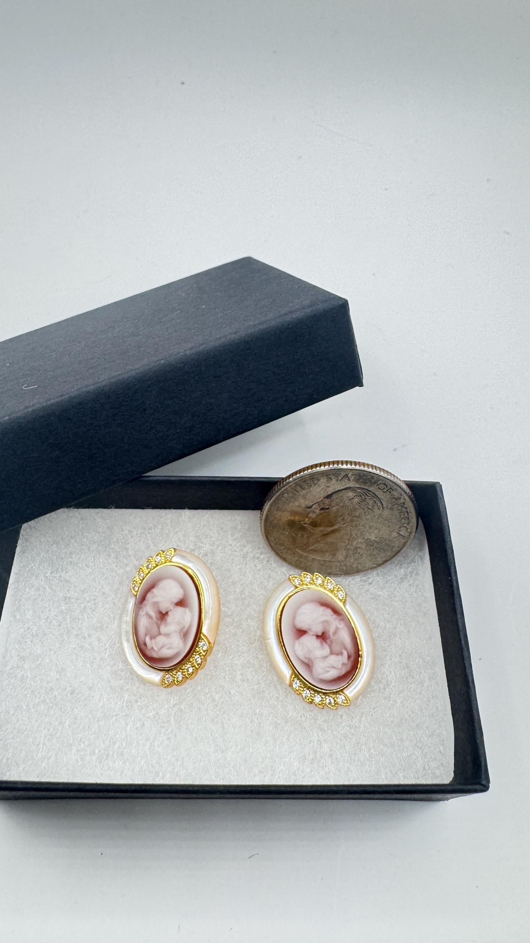 Vintage Mother Child Cameo Golden 925 Sterling Silver Stud Earrings