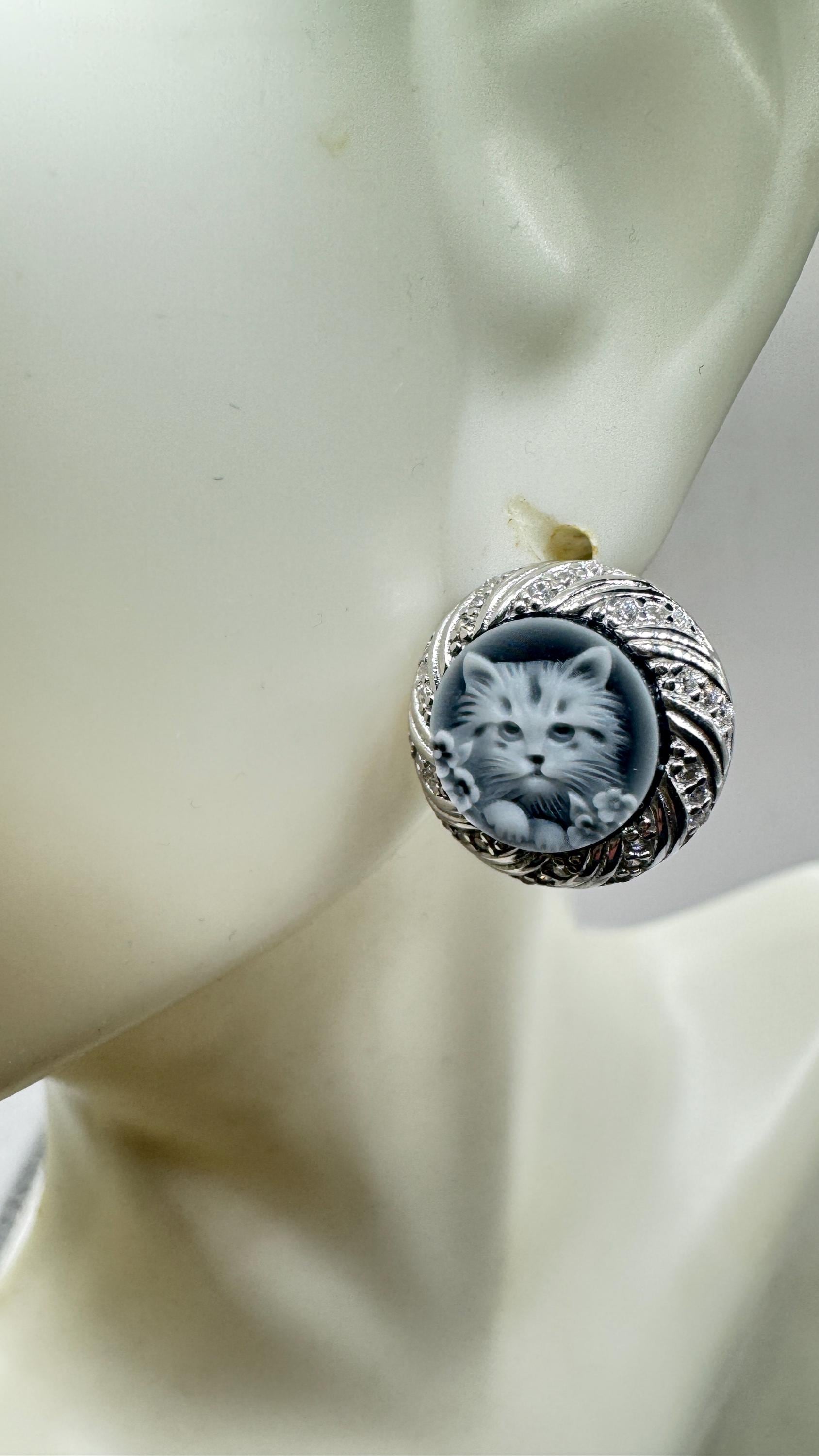 Vintage Cat Cameo Golden 925 Sterling Silver Stud Earrings