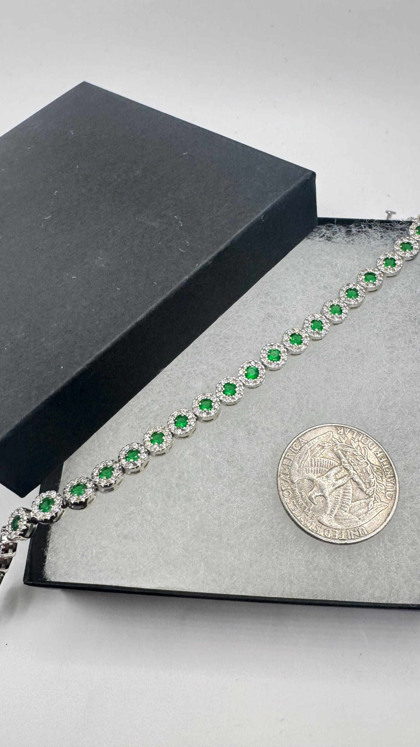 Vintage Handmade Real Green Emerald Rhodium Finished Sterling Silver Tennis Bracelet