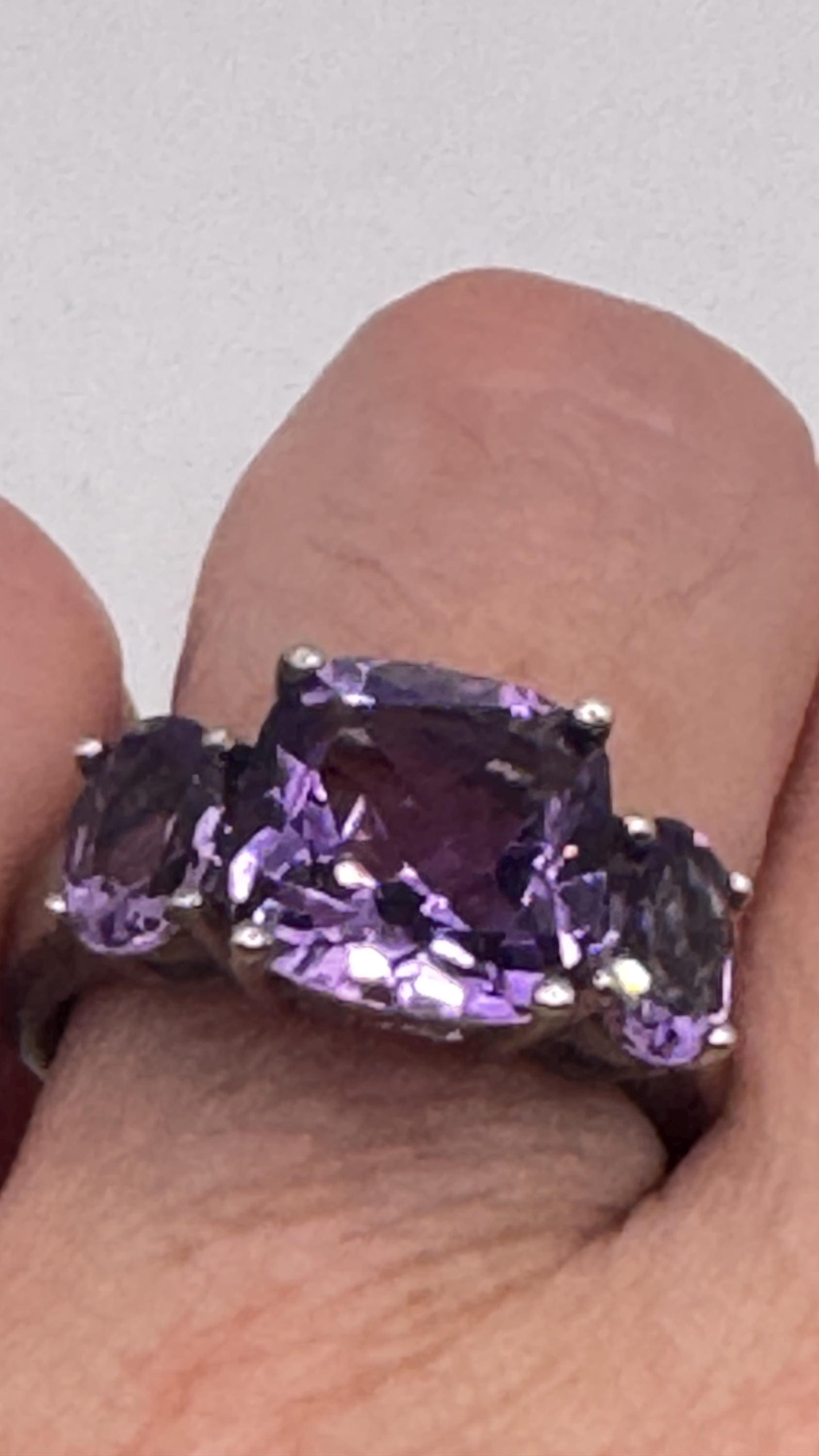 Vintage Purple Amethyst Ring 925 Sterling Silver Gothic Size 8