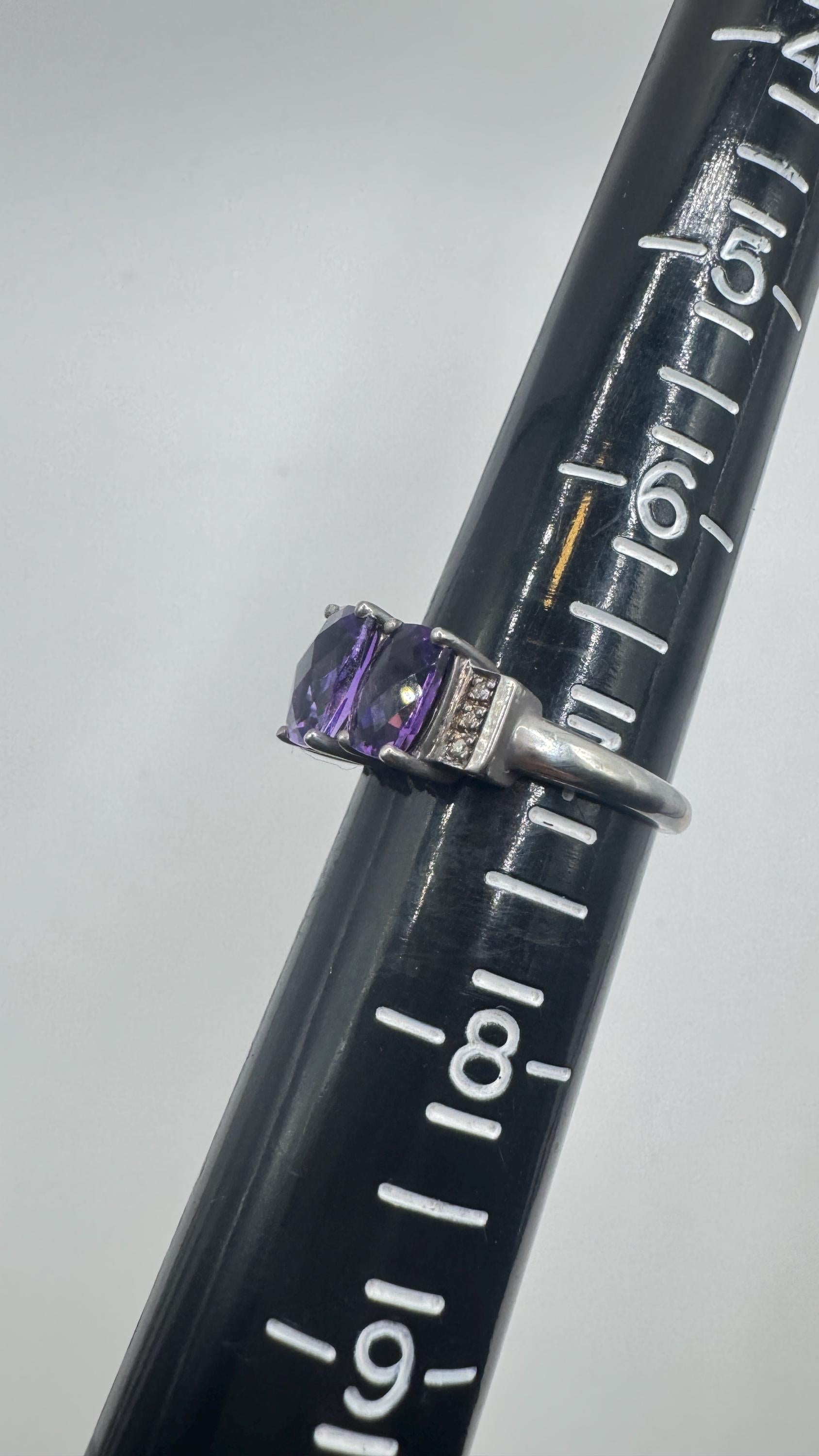 Vintage Purple Amethyst Ring in 925 Sterling Silver