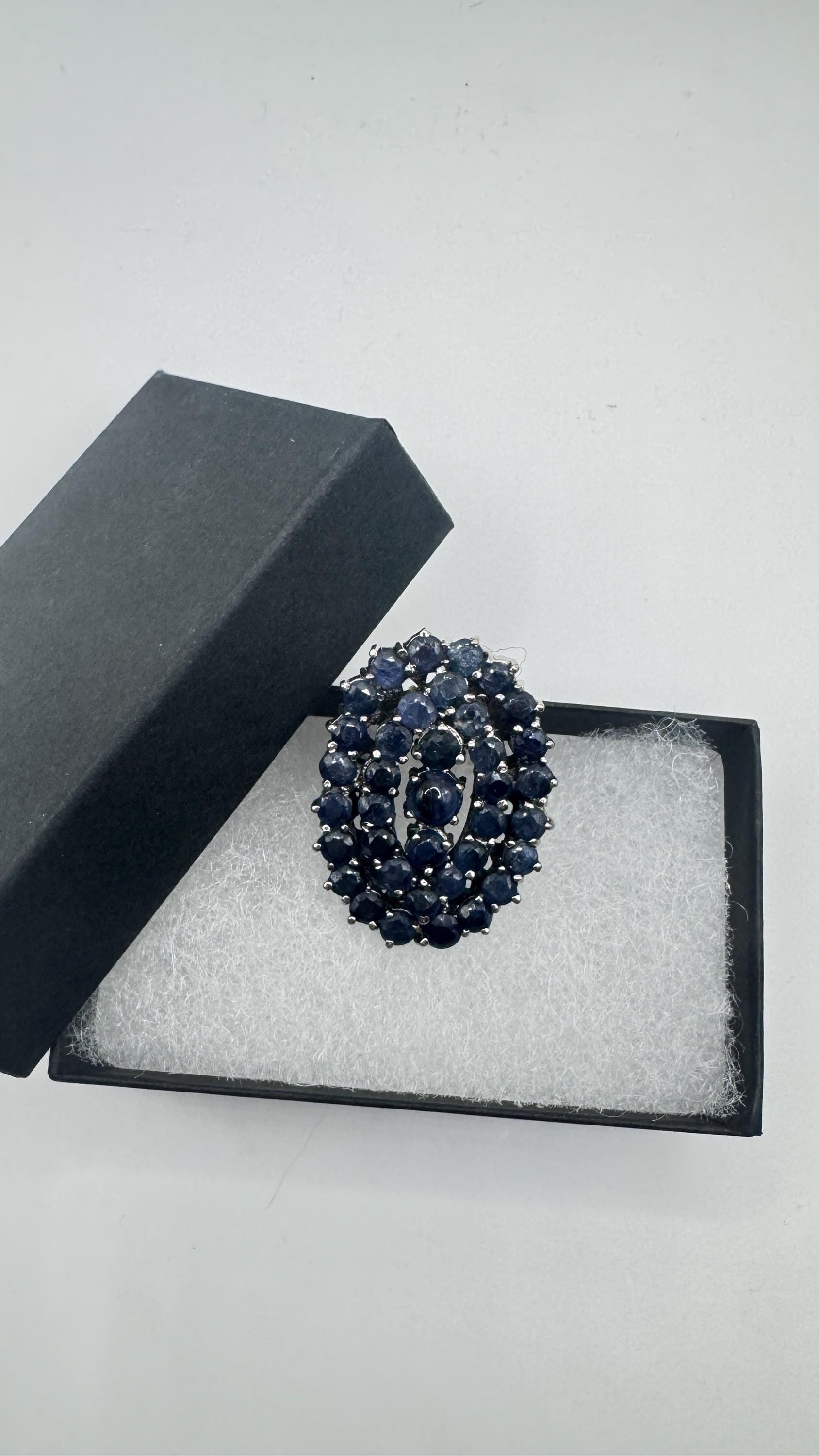 Vintage Blue Sapphire 925 Sterling Silver Gothic Ring Size 7
