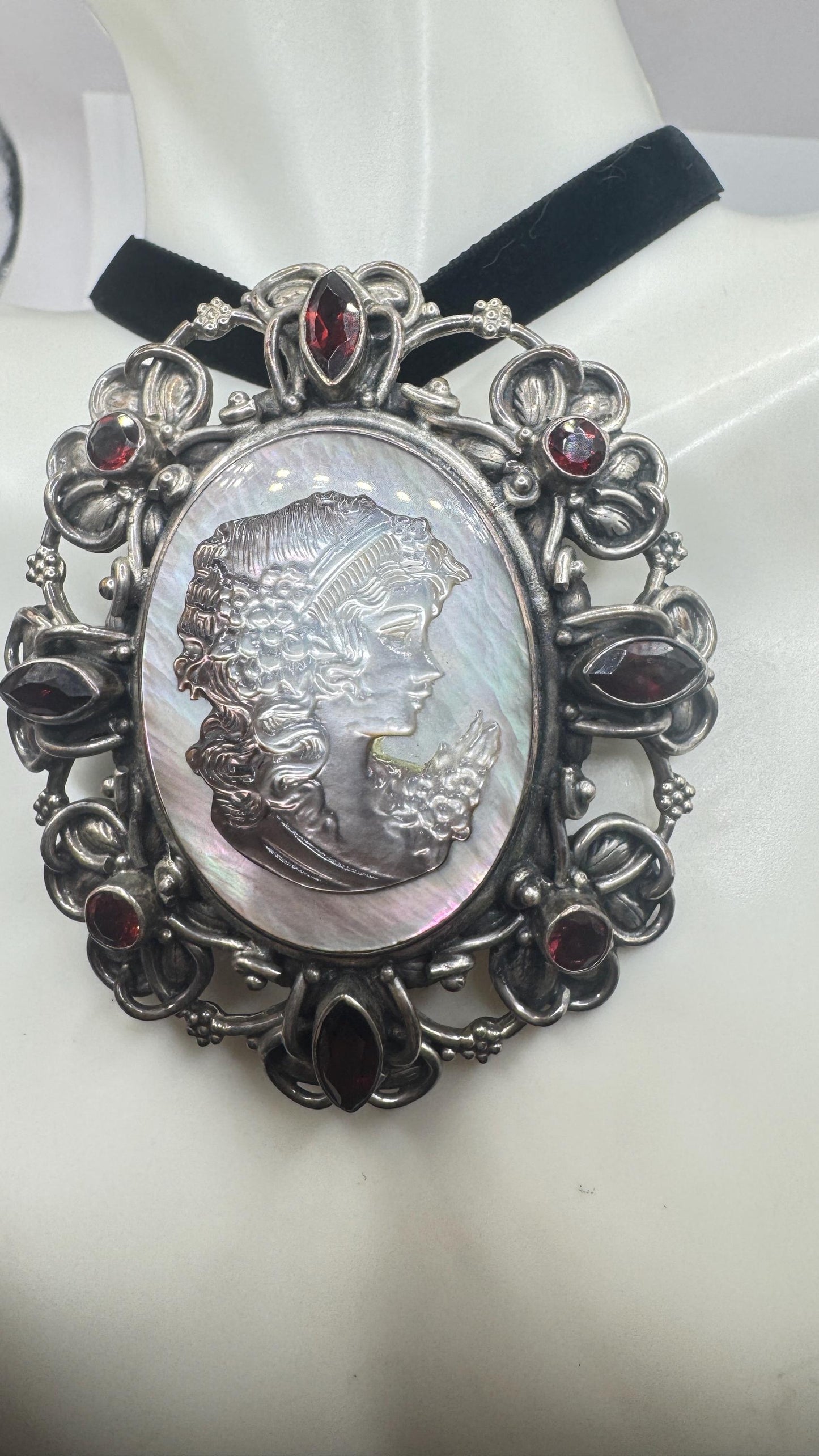 Vintage Black Onyx Mother of Pearl Cameo Choker 925 Sterling Silver Necklace