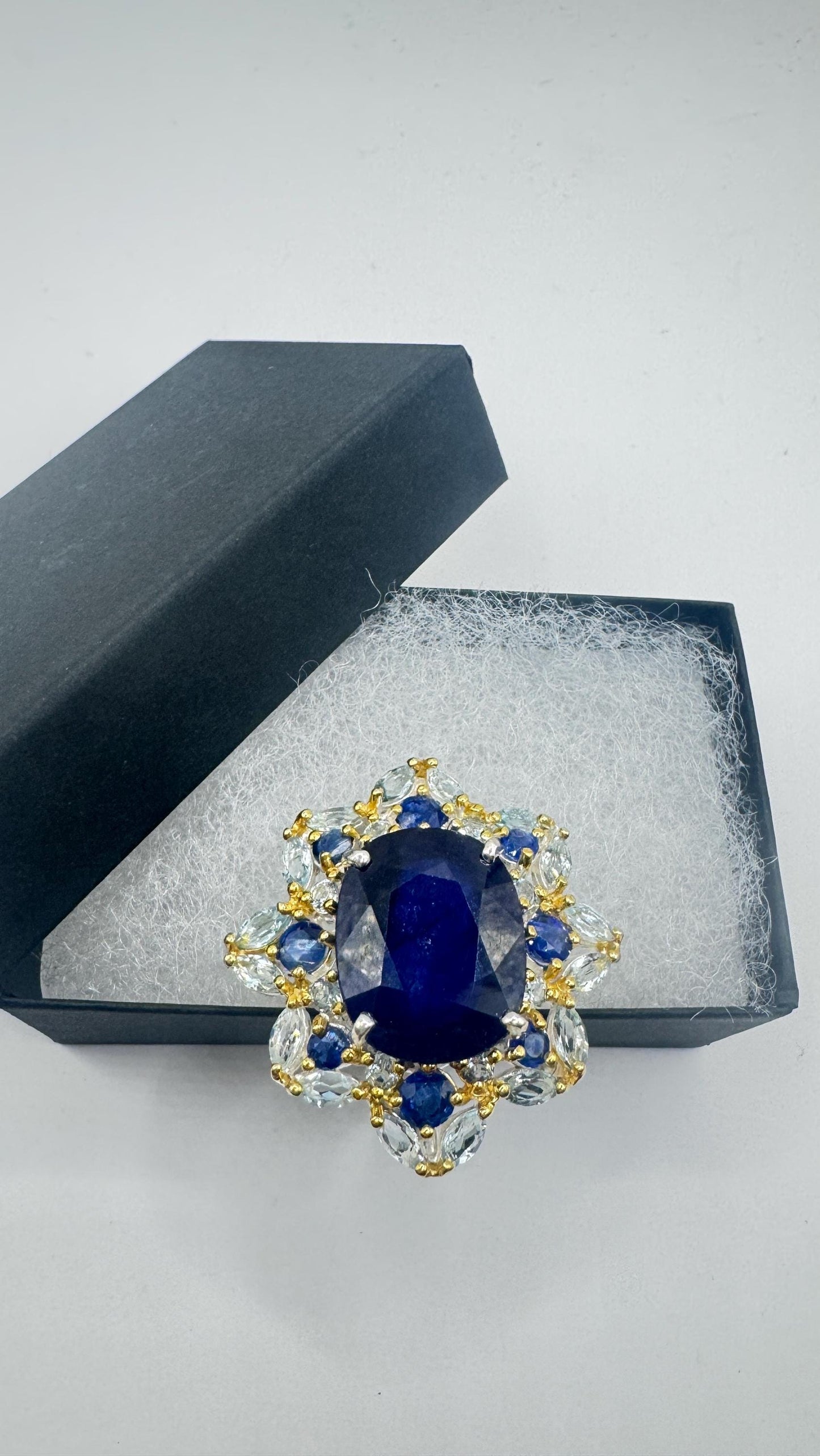 Vintage Blue Sapphire 925 Sterling Silver Gothic Ring Size 8.5