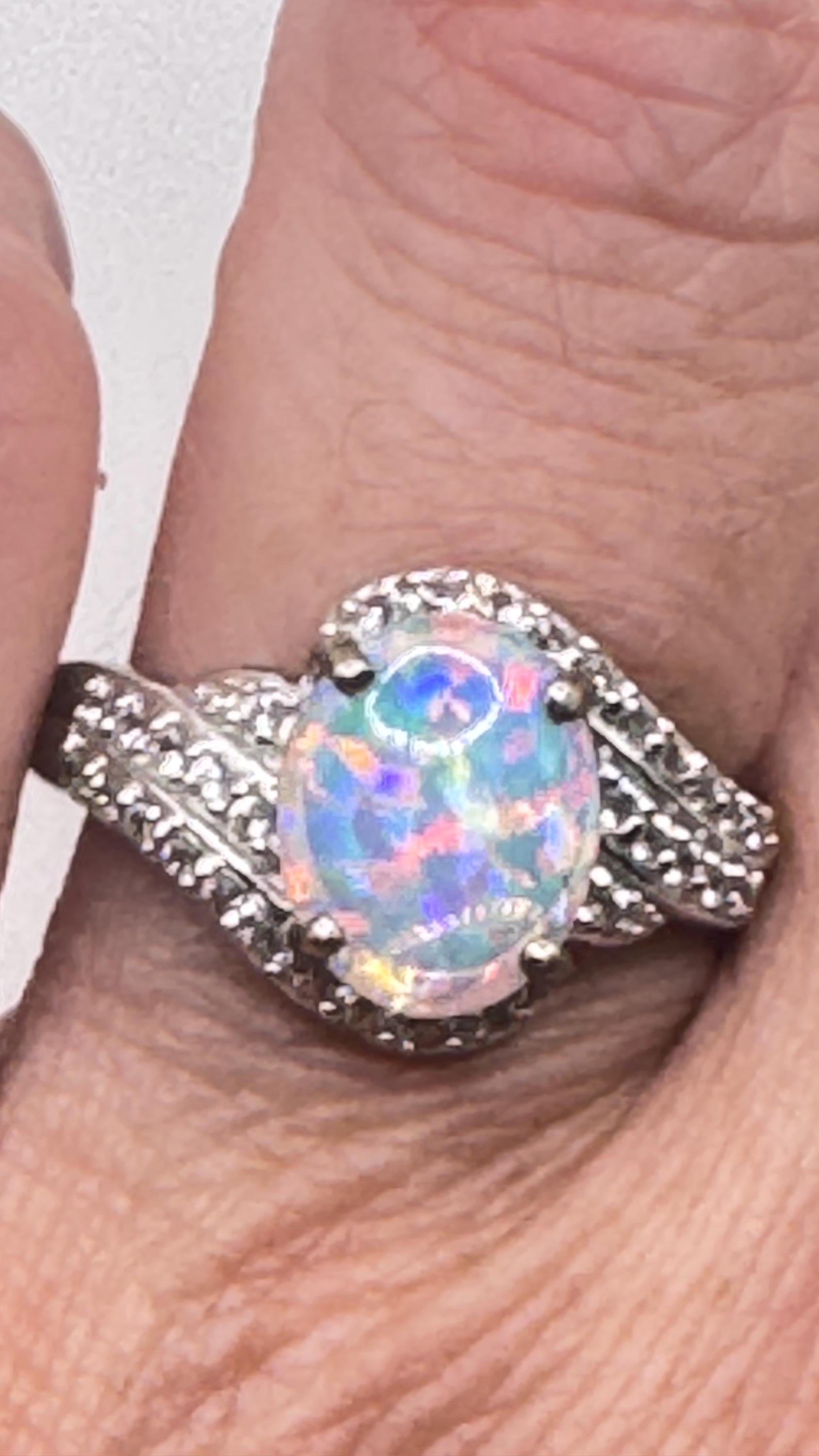 Vintage White Fire Opal Ring 925 Sterling Silver Rhodium